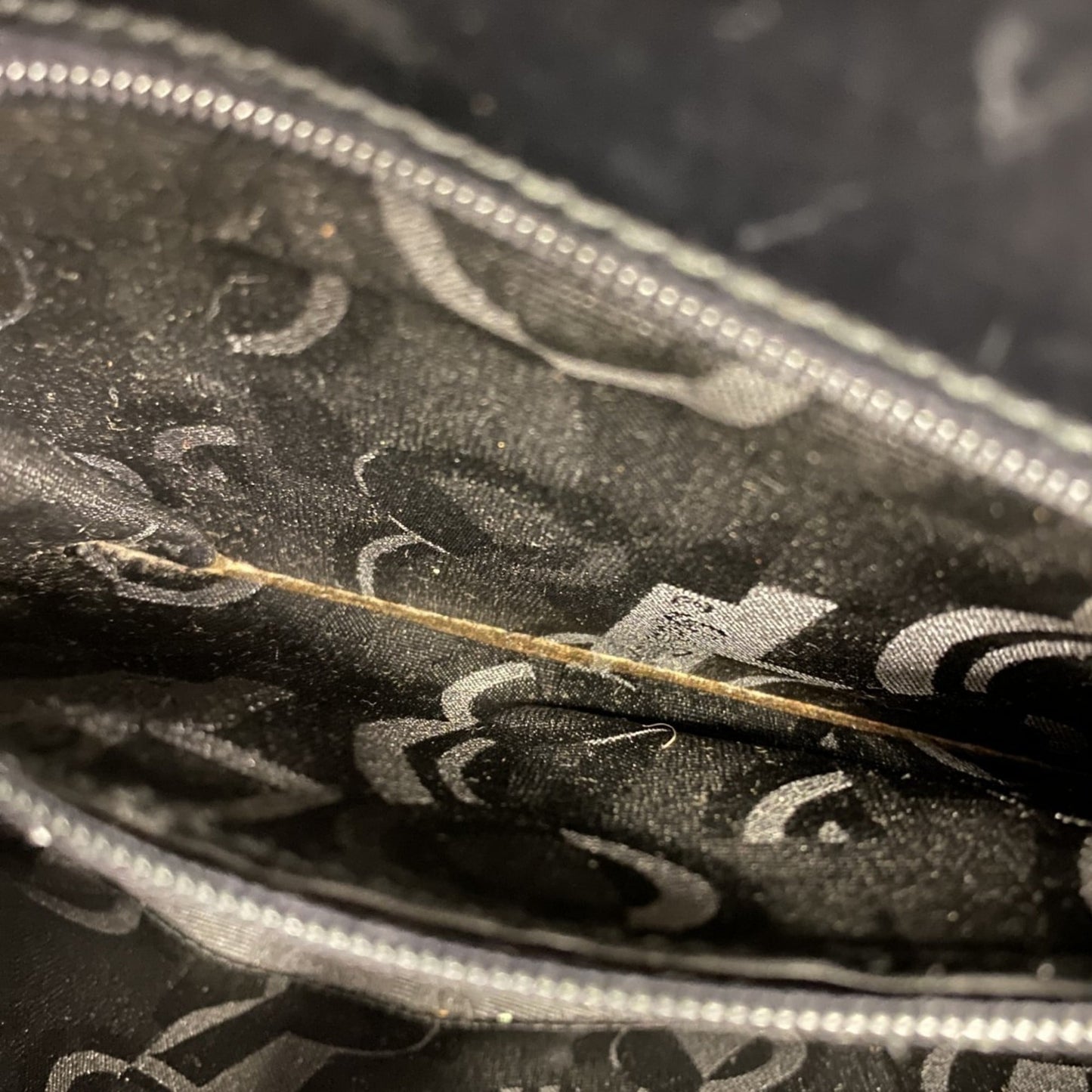 Salvatore Ferragamo Gancini Leather Handbag In Black