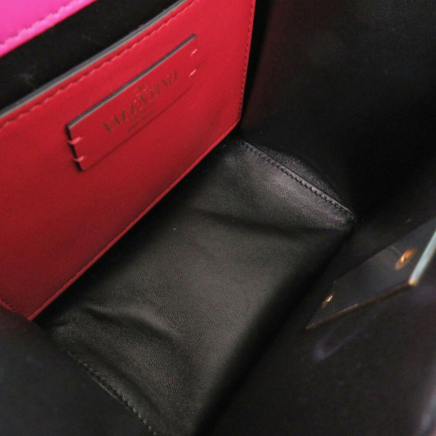 Valentino Garavani V-Sling Leather Pink Shoulder Bag 0485Valentino