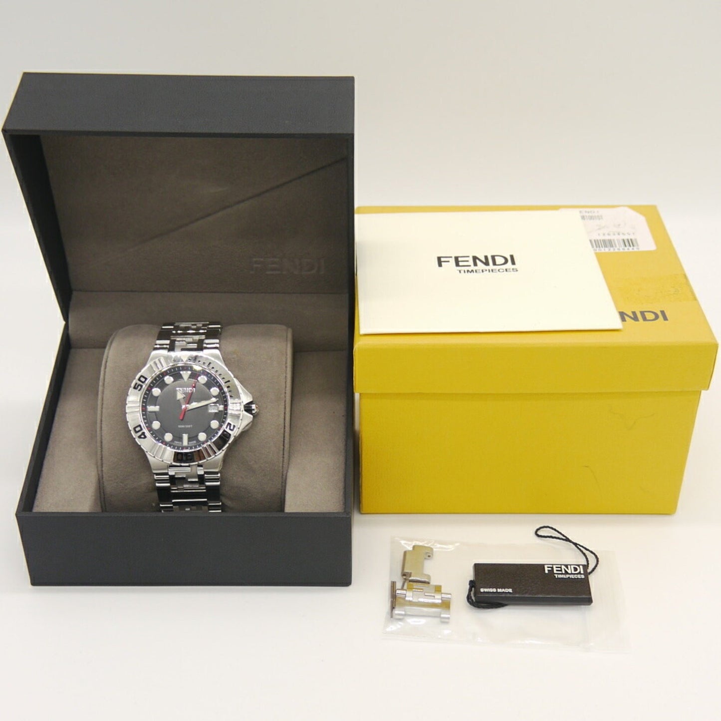 Fendi Nautico F108100101 Quartz Watch