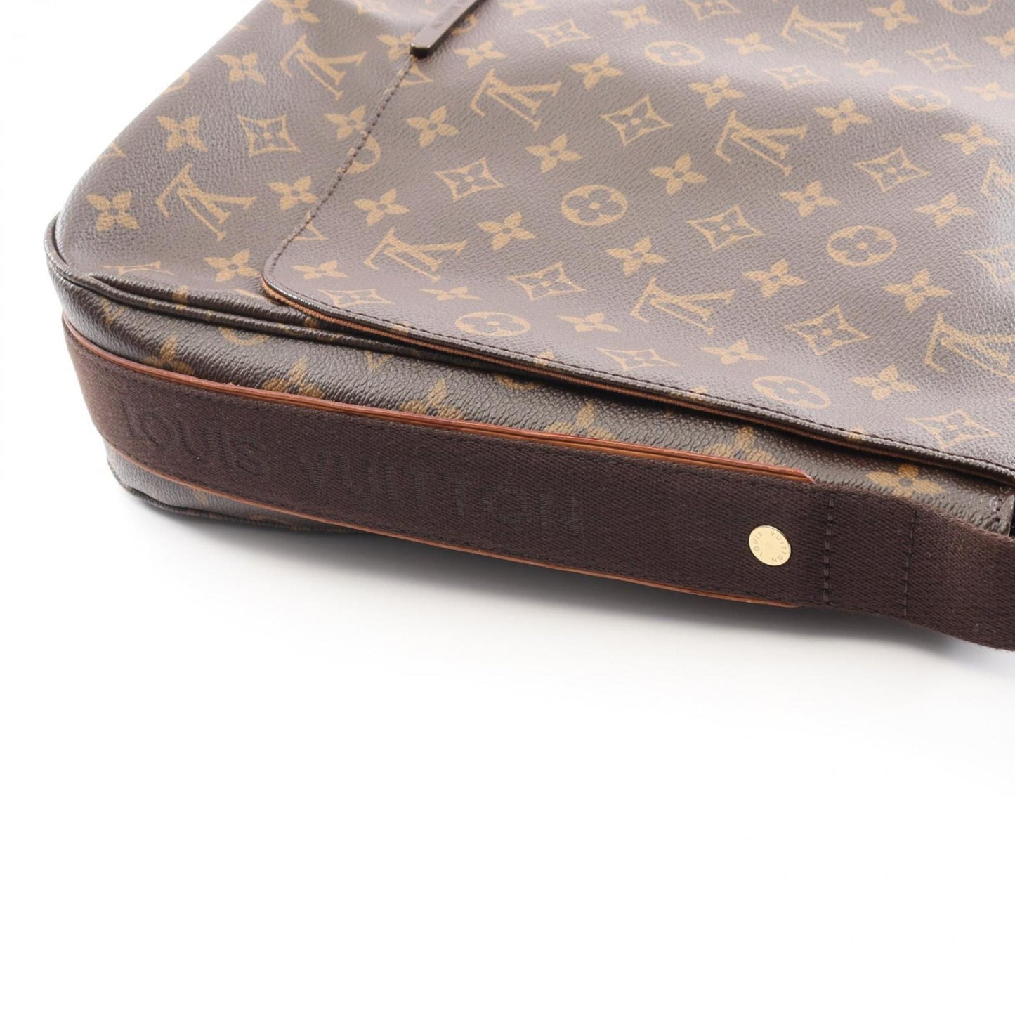 Louis Vuitton Messenger Bobble Mm Shoulder Bag In Coated Canvas With Monogram Design
