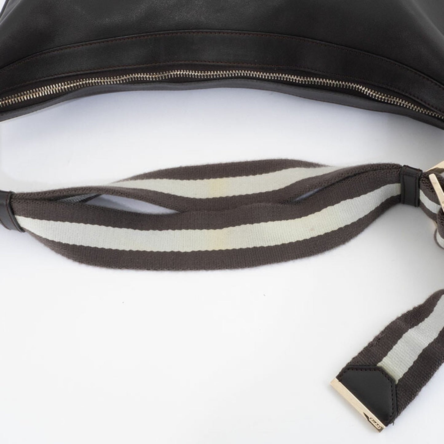 Gucci Leather Round Shoulder Bag 00141810 Dark Brown