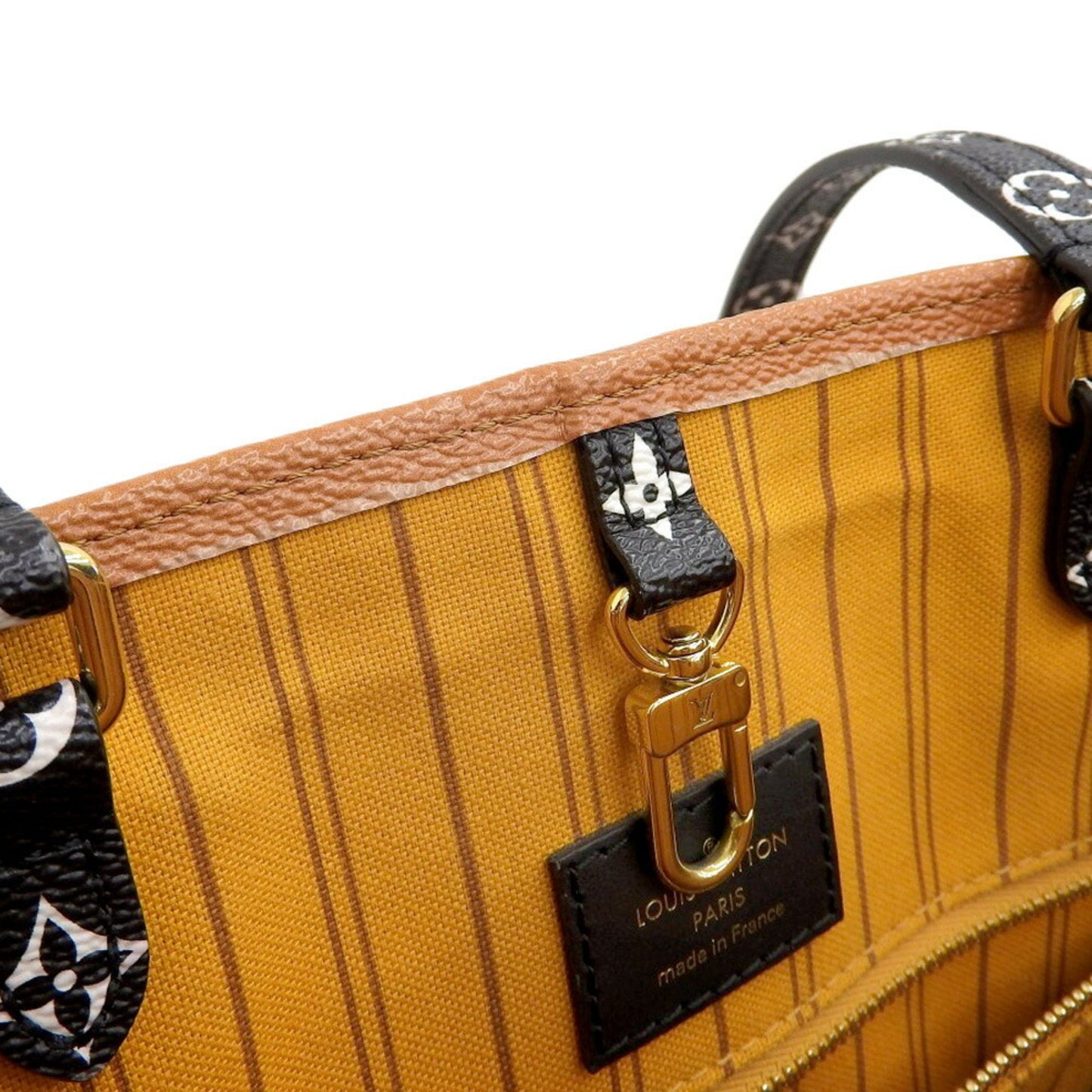 Louis Vuitton Giant Monogram Jungle On The Go Gm M44674 Tote Bag Noir