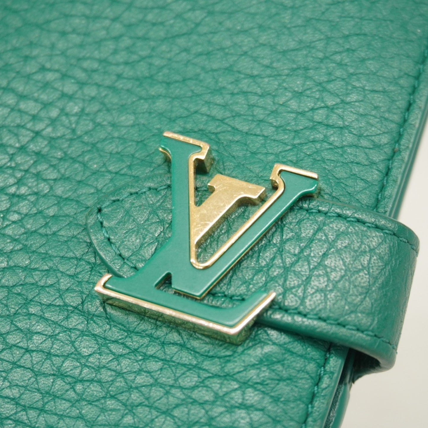 Louis Vuitton Capucines Wallet Lv Vertical Compact M82438 Emroad