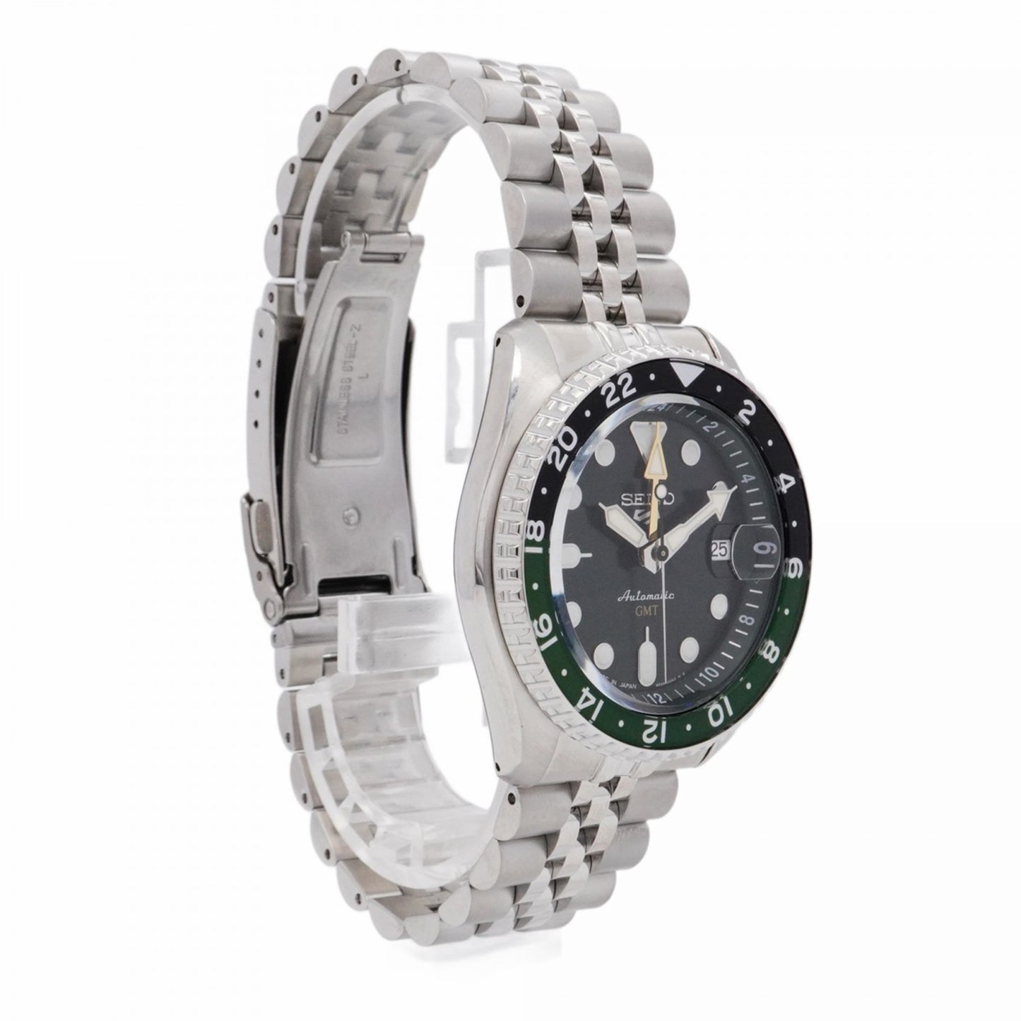 Seiko 5 Sports 4R34-00A0 Green Dial