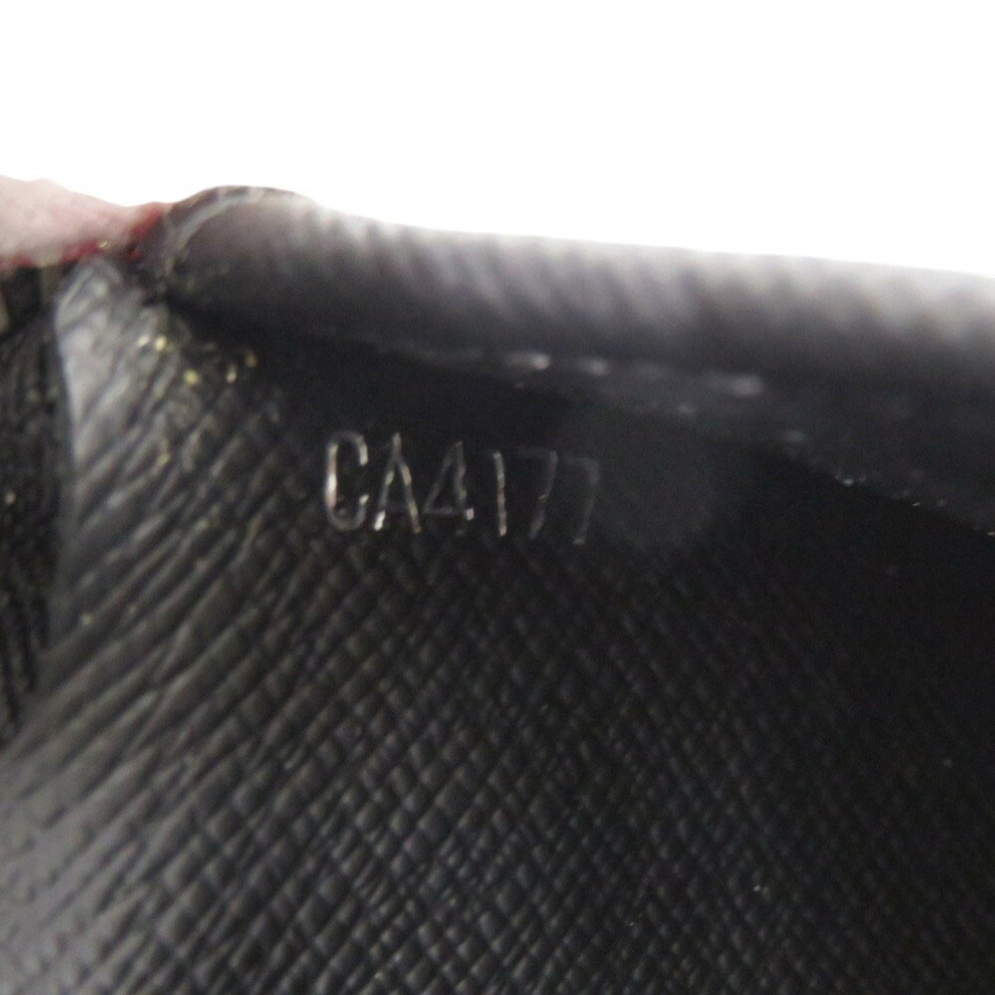 Louis Vuitton Round Zippy Wallet Vertical Taiga M30503 Noir Long Black Lv 0632Louis Vuitton