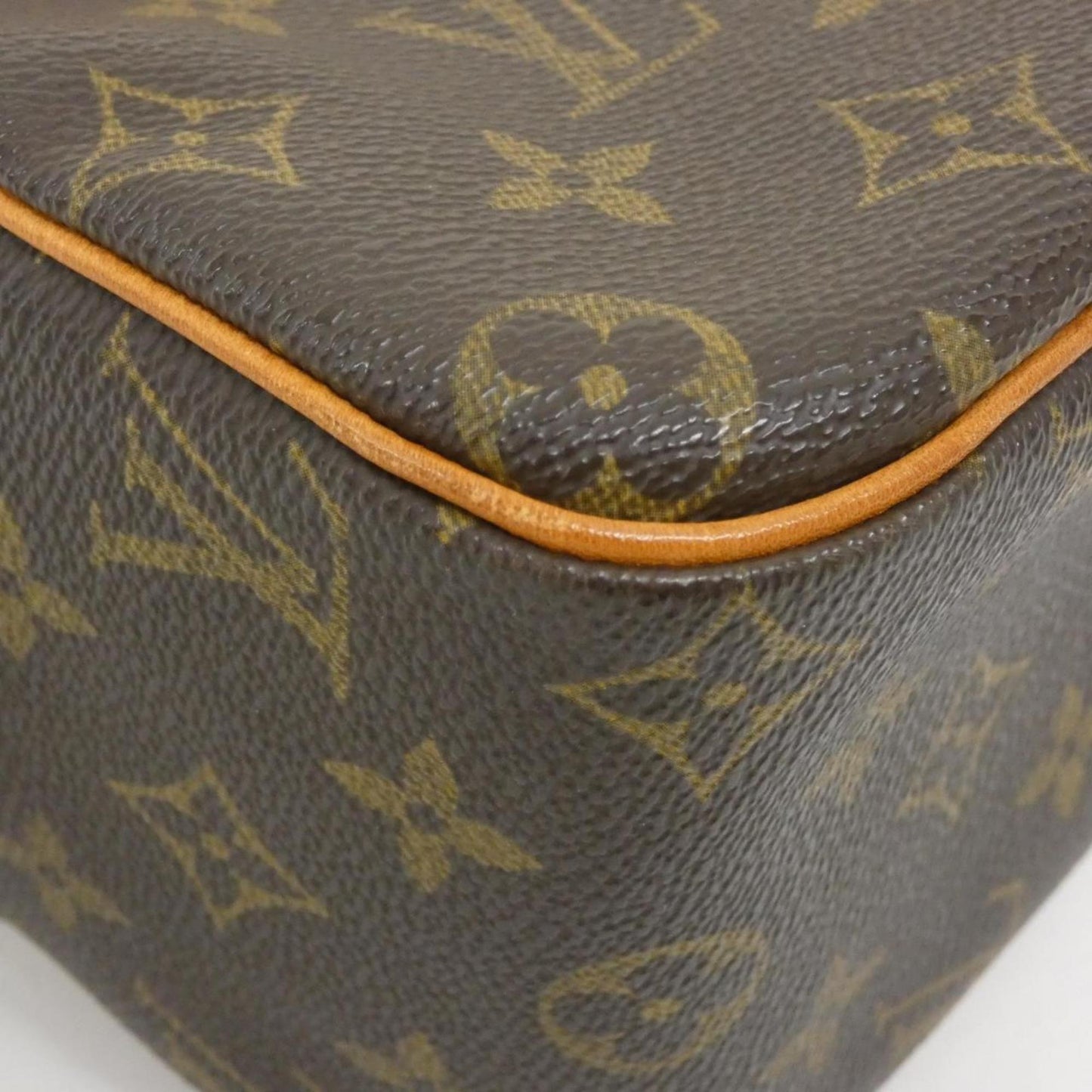 Louis Vuitton Monogram Cite Mm M51182 Shoulder Bag
