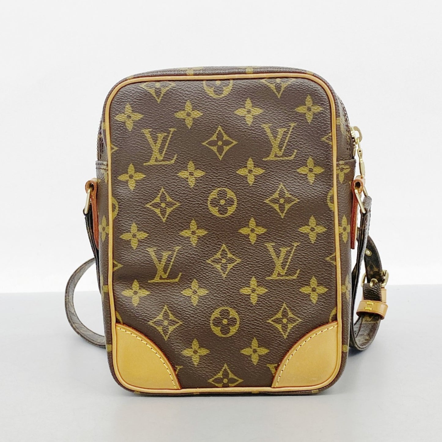 Louis Vuitton Monogram Amazon Shoulder Bag M45236 Brown