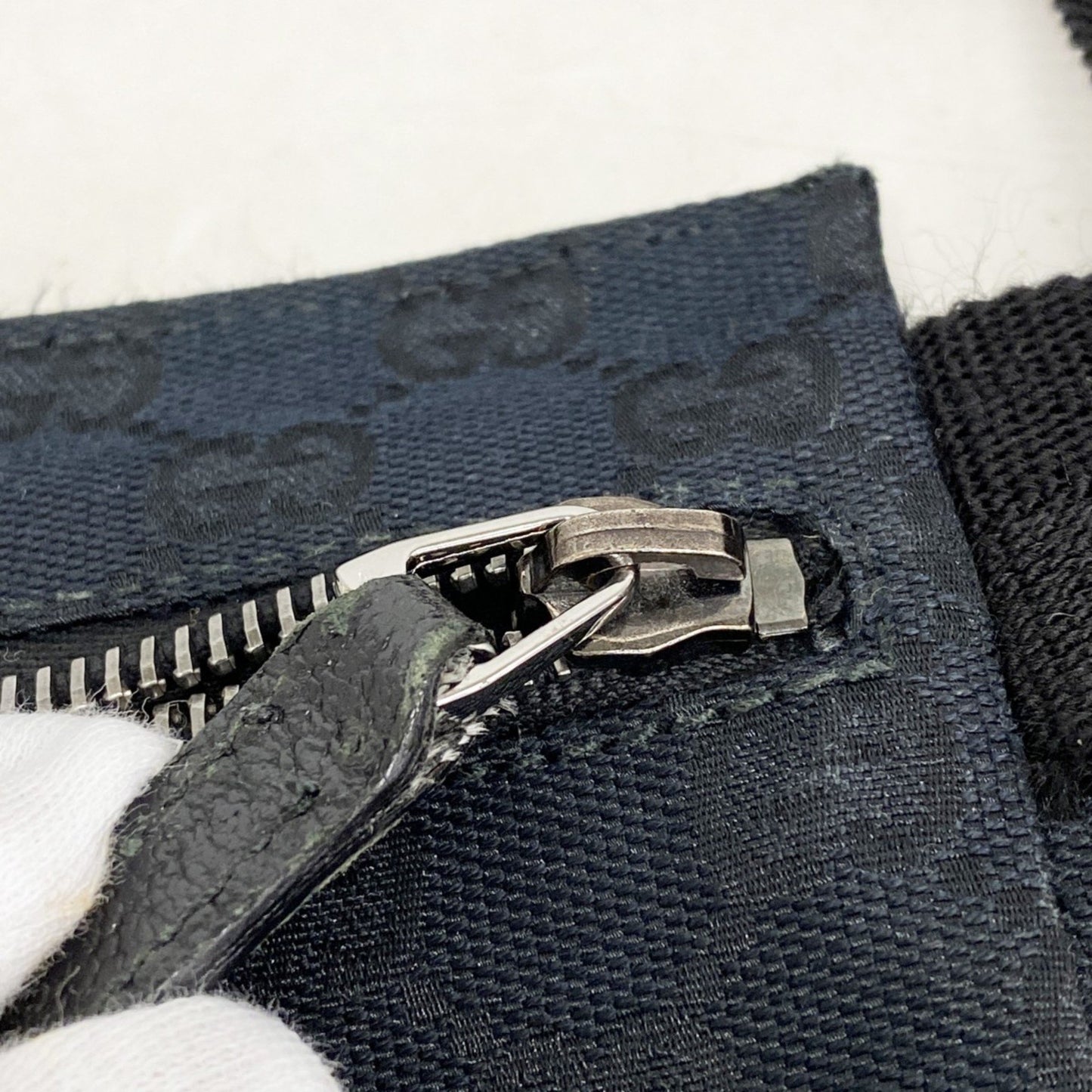 Gucci Waist Bag Gg Canvas 28566 Black