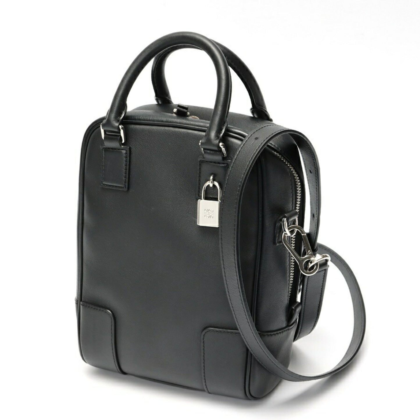 Loewe Amazona 15 Shoulder Bag B039L51X06 Calf Leather Black K-158810