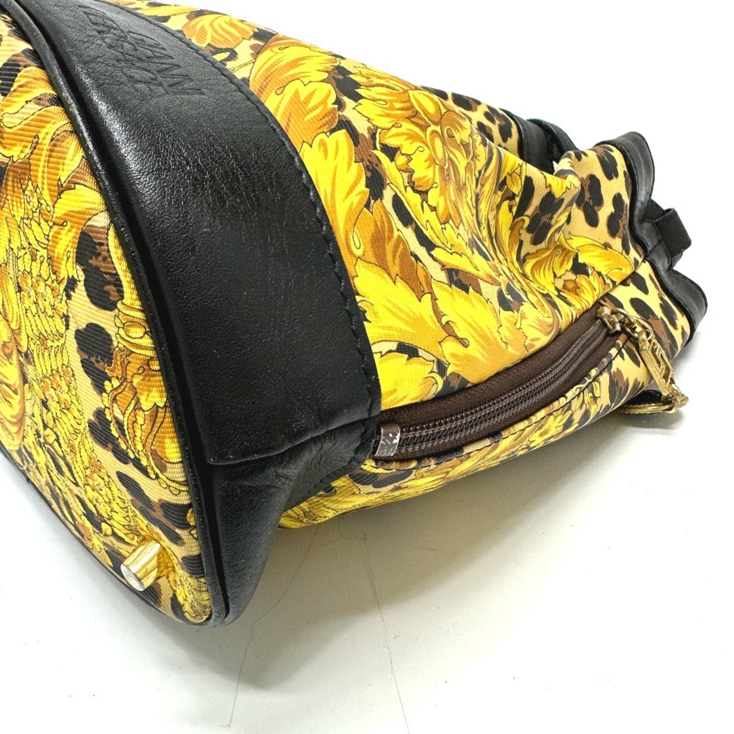 Versace Vintage Shoulder Shoulder Bag Yellow Black