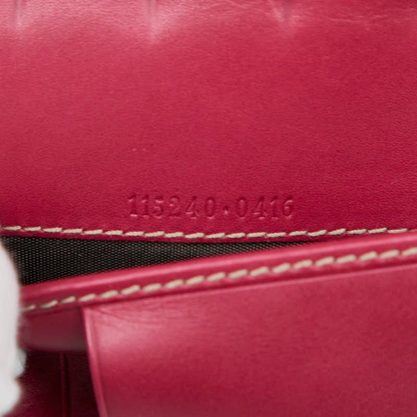 Pink Leather Notebook Cover 115240 for Women - Gucci Guccissima