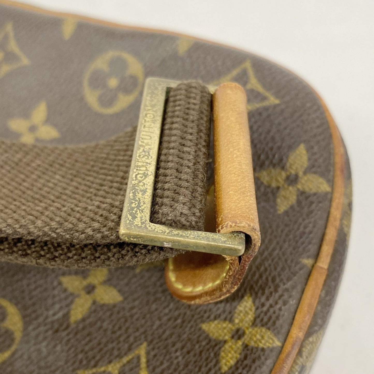 Louis Vuitton Monogram Pochette Ganjou Body Bag M51870 Brown
