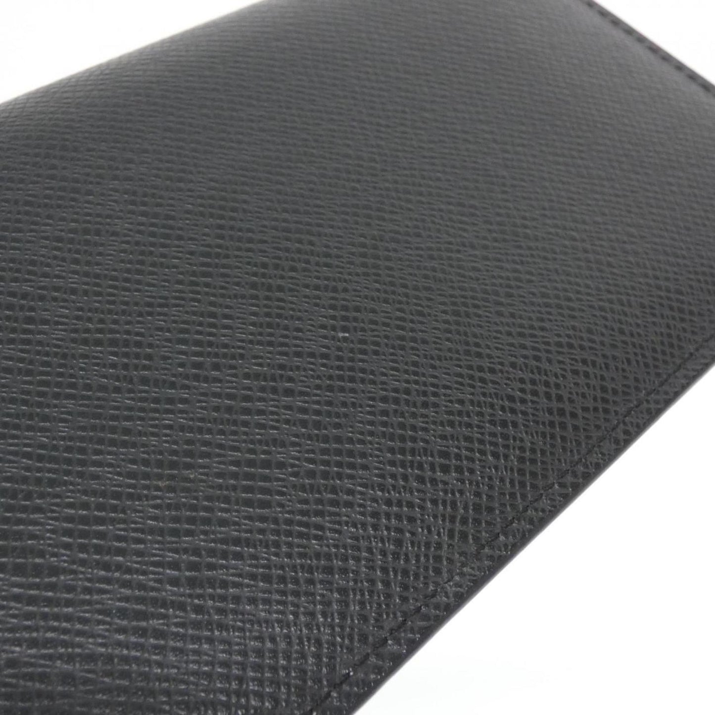 Louis Vuitton Taiga Portefeuille Long M30541 Billfold