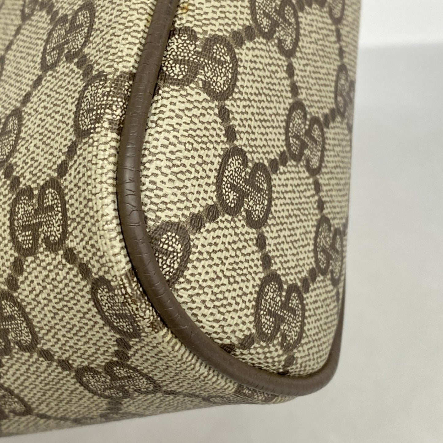 Gucci Gg Supreme Sherry Line Clutch Bag 63 01 012 Brown