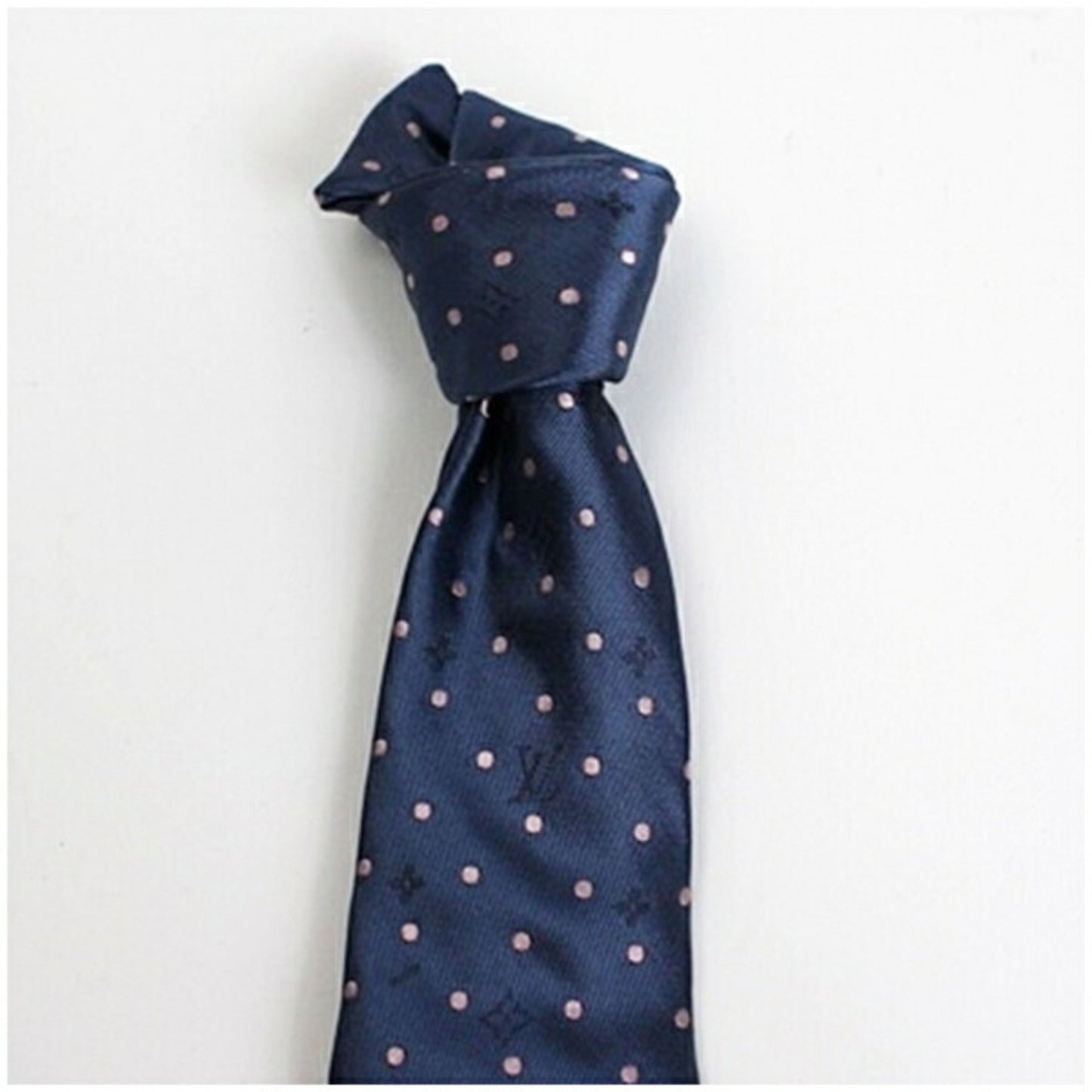 Louis Vuitton Silk Tie Dot Louis Vuitton