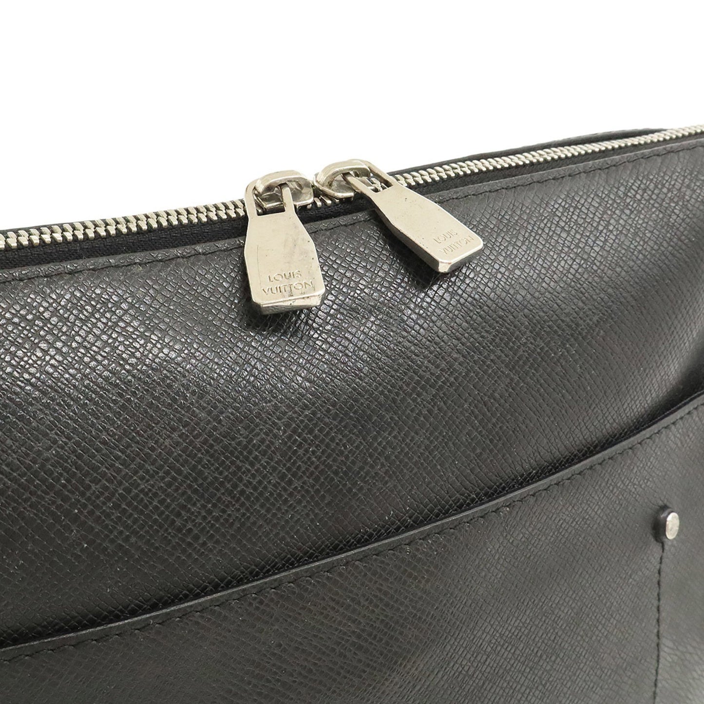 Louis Vuitton Taiga Grigori Pm Shoulder Bag