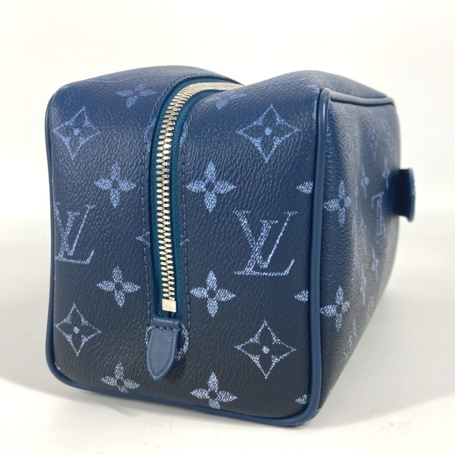 Louis Vuitton M11559 Monogram Lv Fall Pharrell Williams Locker Dopp Kit Bag Pouch Clutch Second