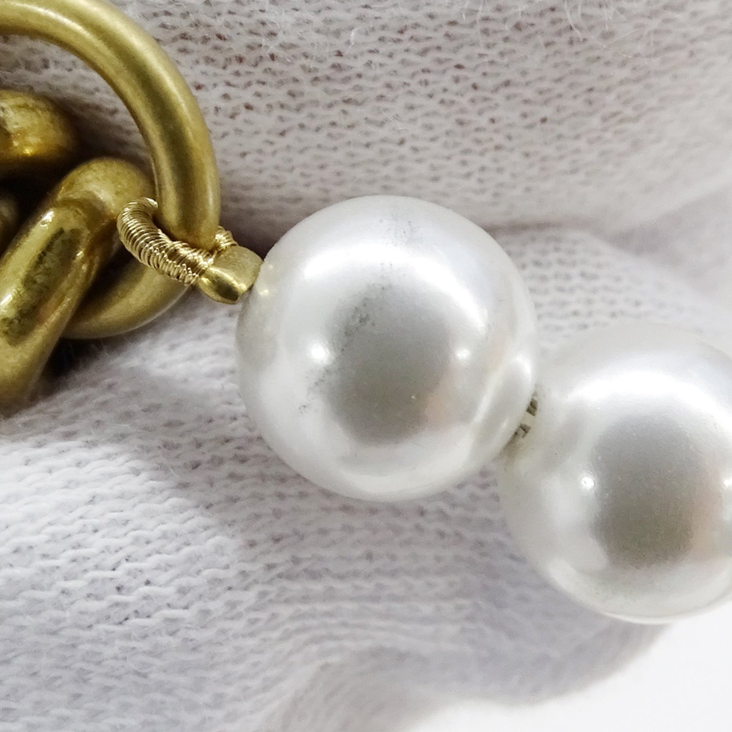 Louis Vuitton Women'S Metal And Glass Pearl Bag Charm Chain/Belt Charm