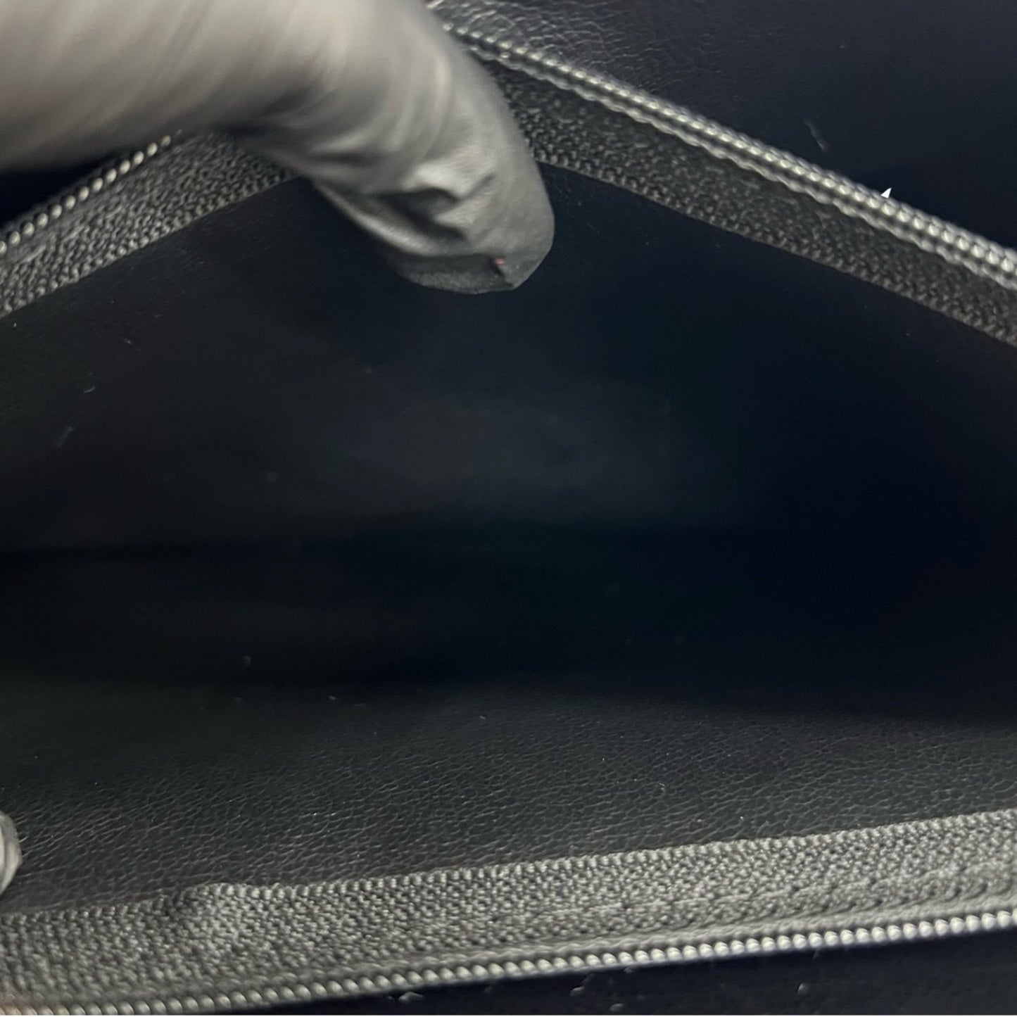 Yves Saint Laurent Perforated Cutout Leather Shoulder Bag Black/Brown 33294