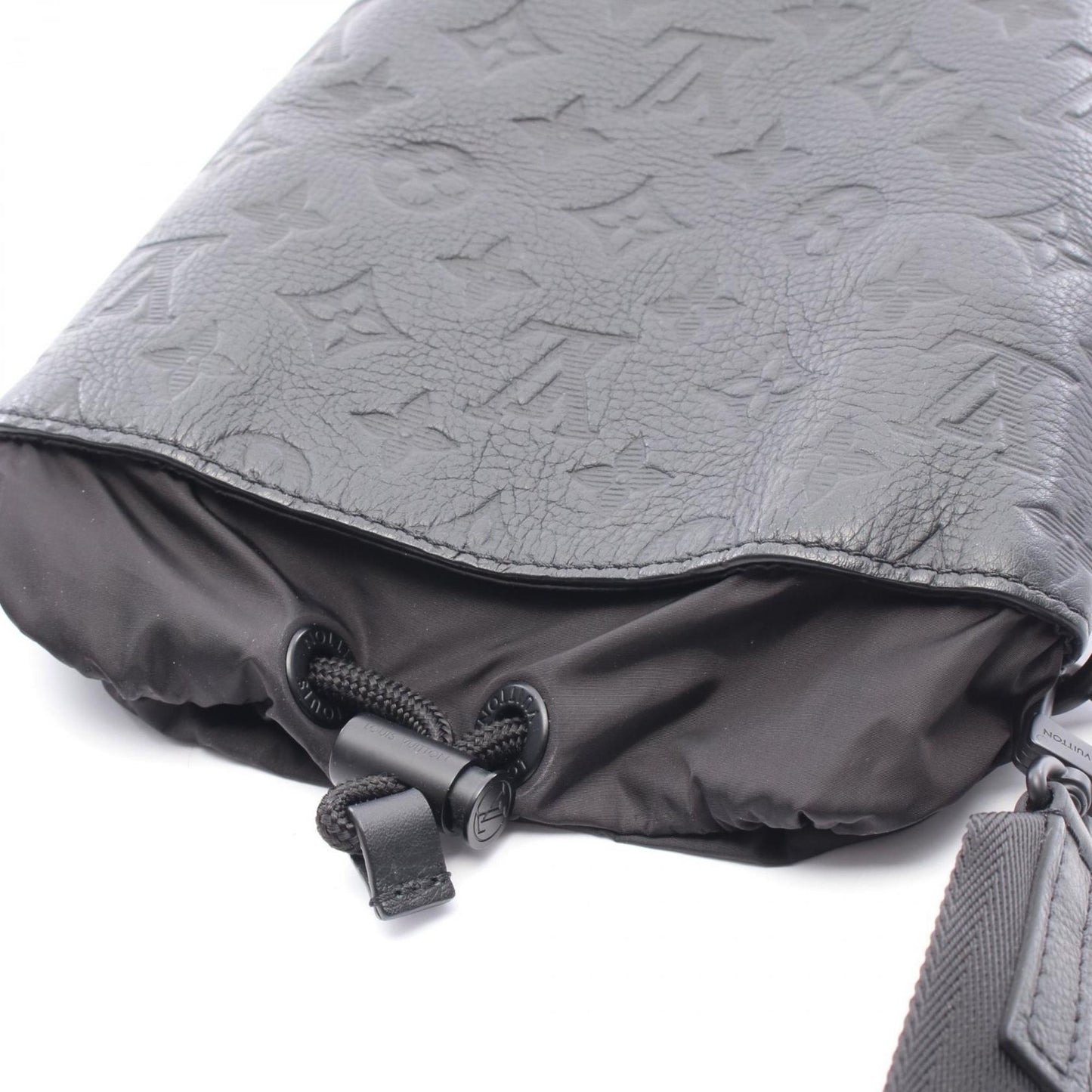 Louis Vuitton Noe Sling Shoulder Bag In Monogram Shadow Leather