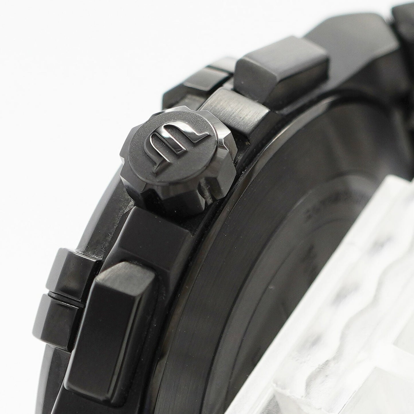 Maurice Lacroix Aicon Ai1018-Pvb01-337-1 Black Dial