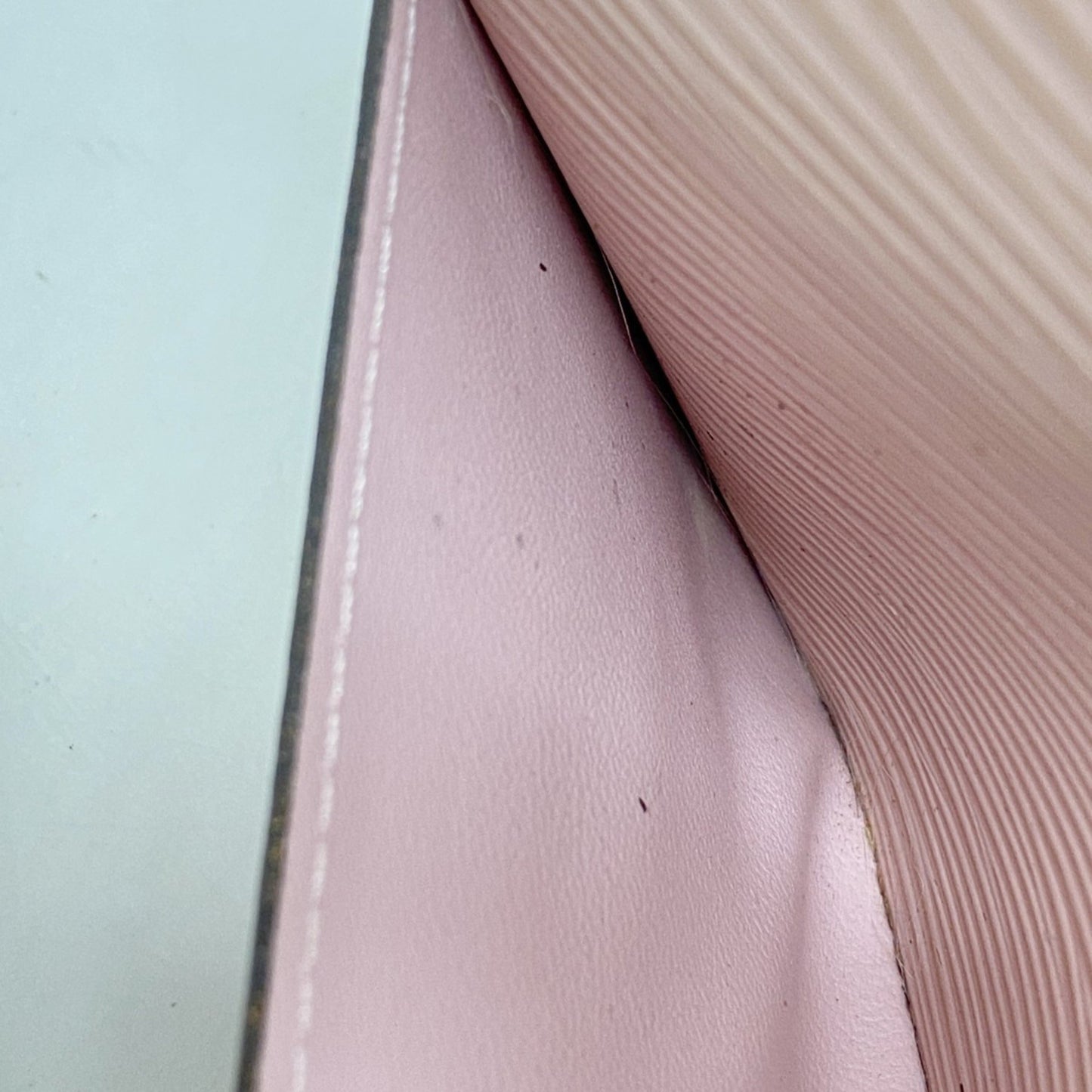 Louis Vuitton Epi Portefeuille Sarah Long Wallet M61216 Rose Claire