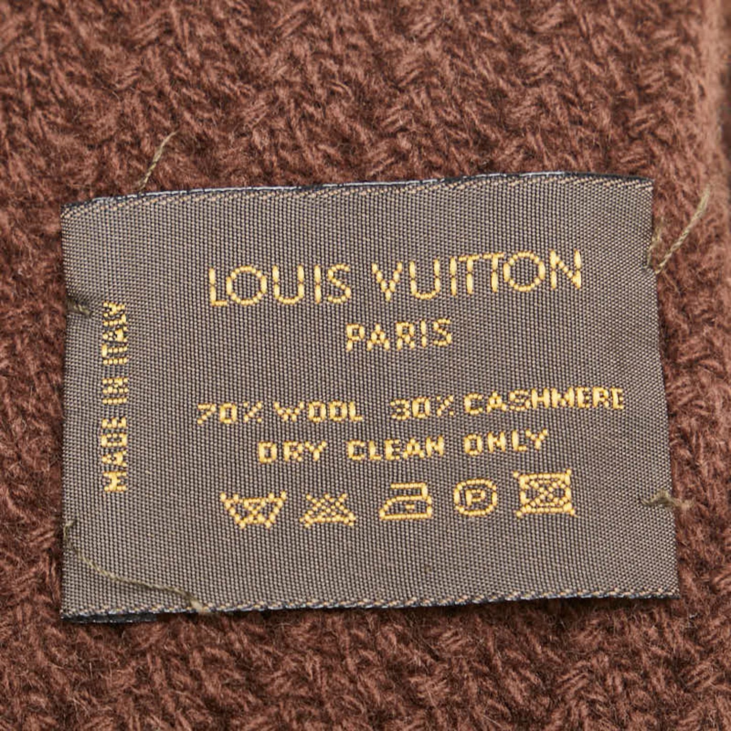 Louis Vuitton Echarpe Kathmandu V-Stitch Scarf