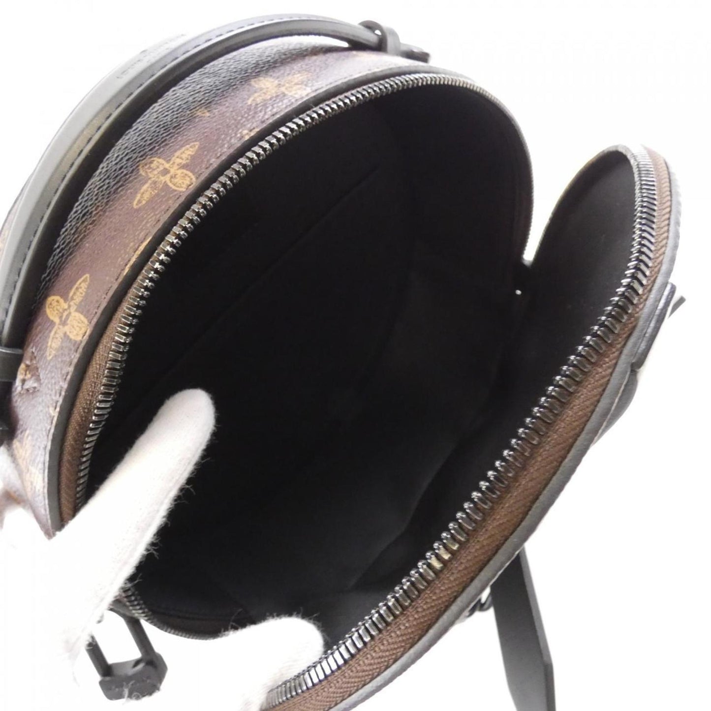 Louis Vuitton Monogram (N7) Wheel Box M59706 Shoulder Bag