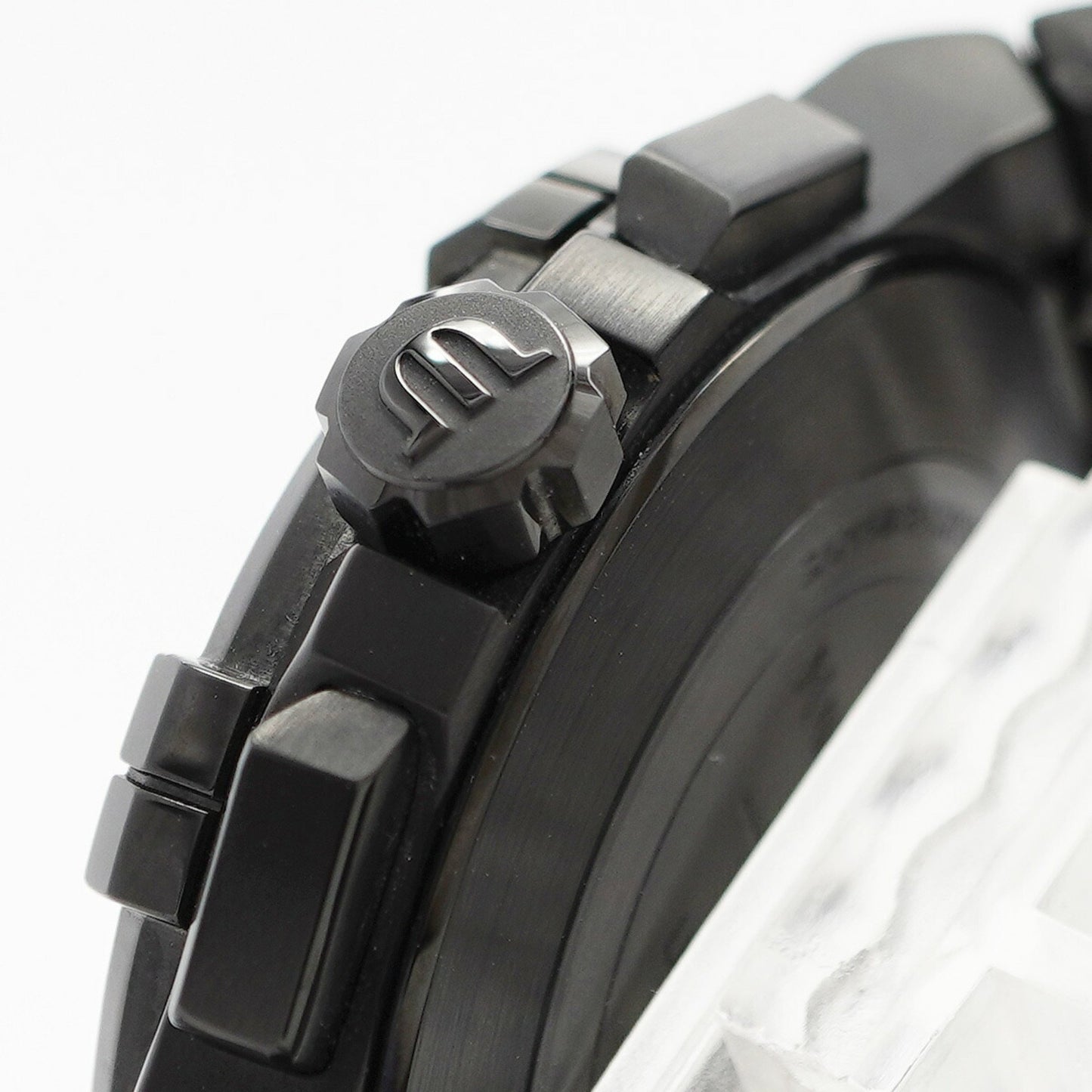 Maurice Lacroix Aicon Ai1018-Pvb01-337-1 Black Dial