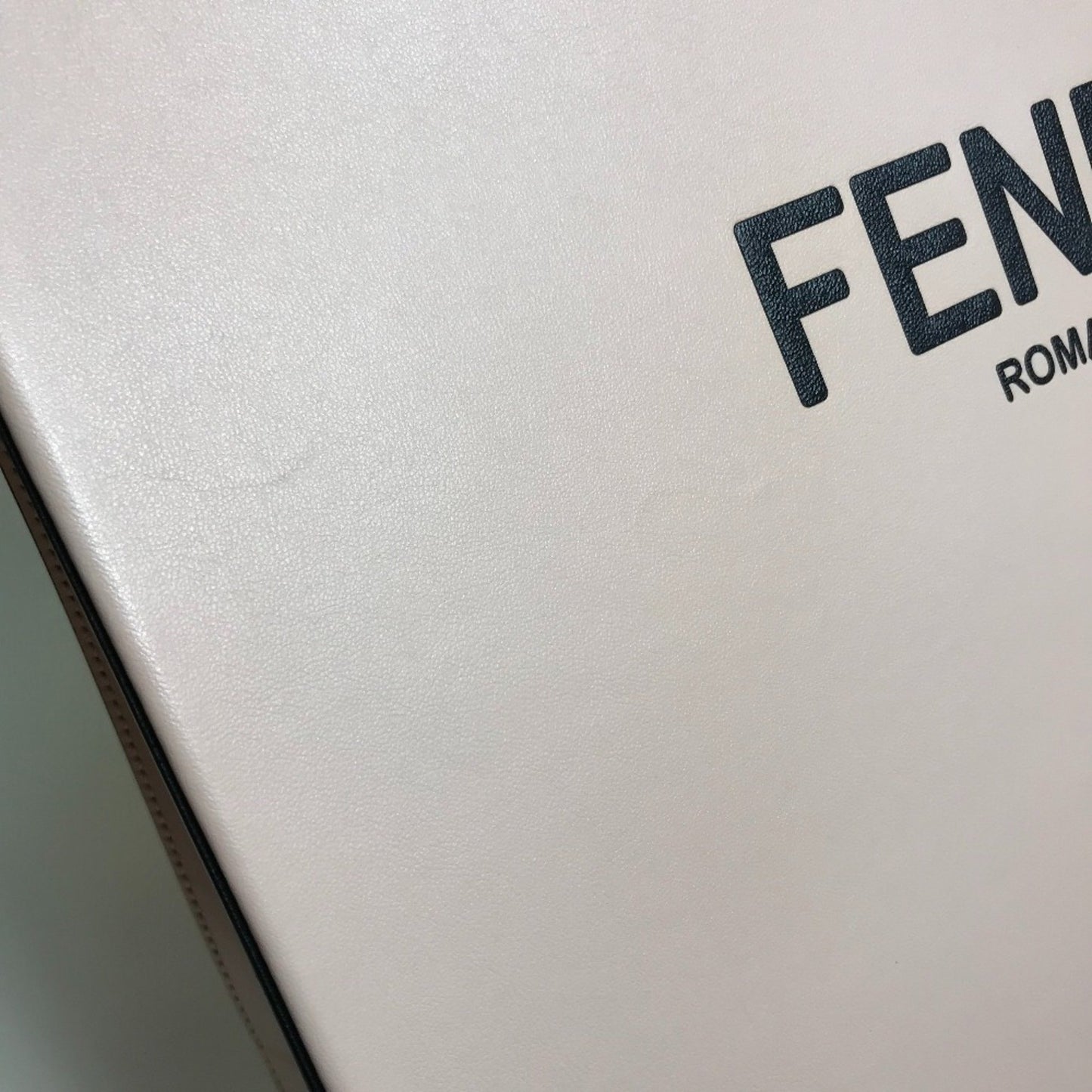 Fendi 8Bh383 Shoulder Bag/Shopping Bag/Medium Tote Bag In Leather