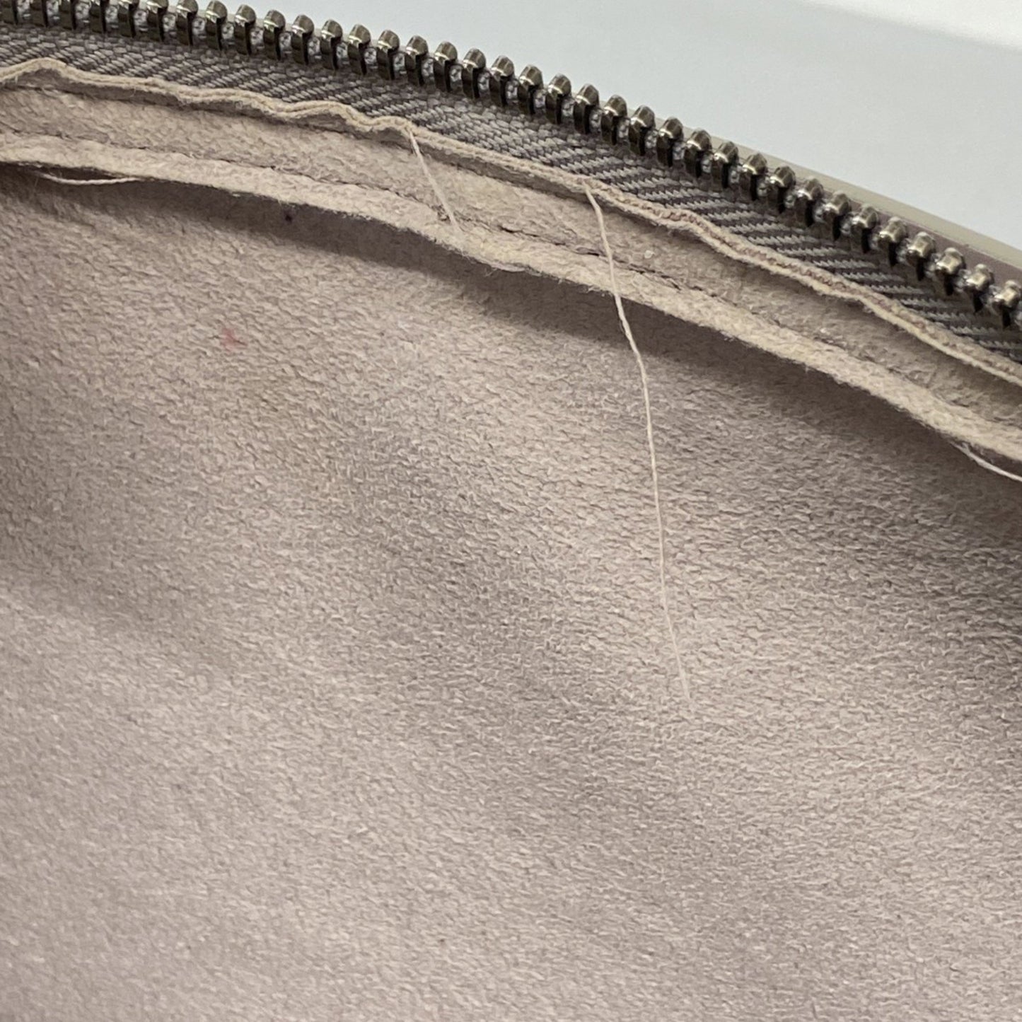 Louis Vuitton Epi Soufflot Handbag M5222B Lila