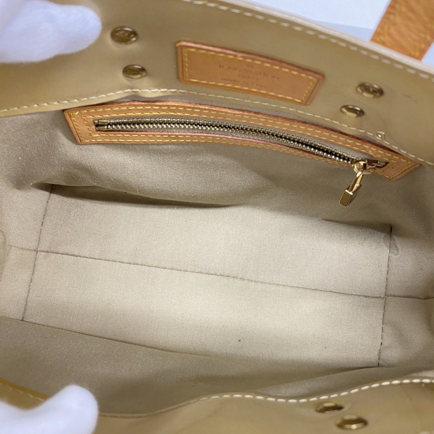 Louis Vuitton Vernis Reed Pm Handbag M91144 Beige