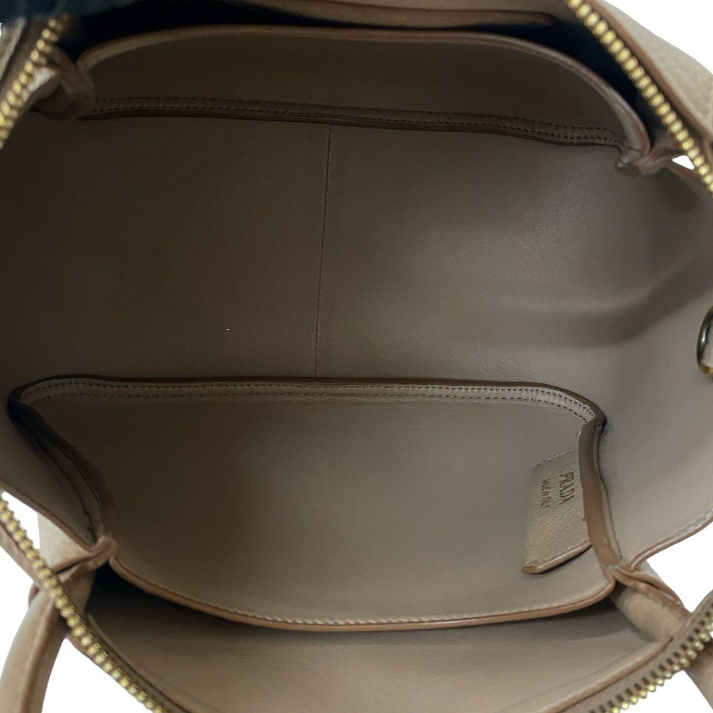Prada Flu Vitello Dino Logo Hardware Soft Leather 2-Way Handbag/Shoulder Bag Beige A58-6