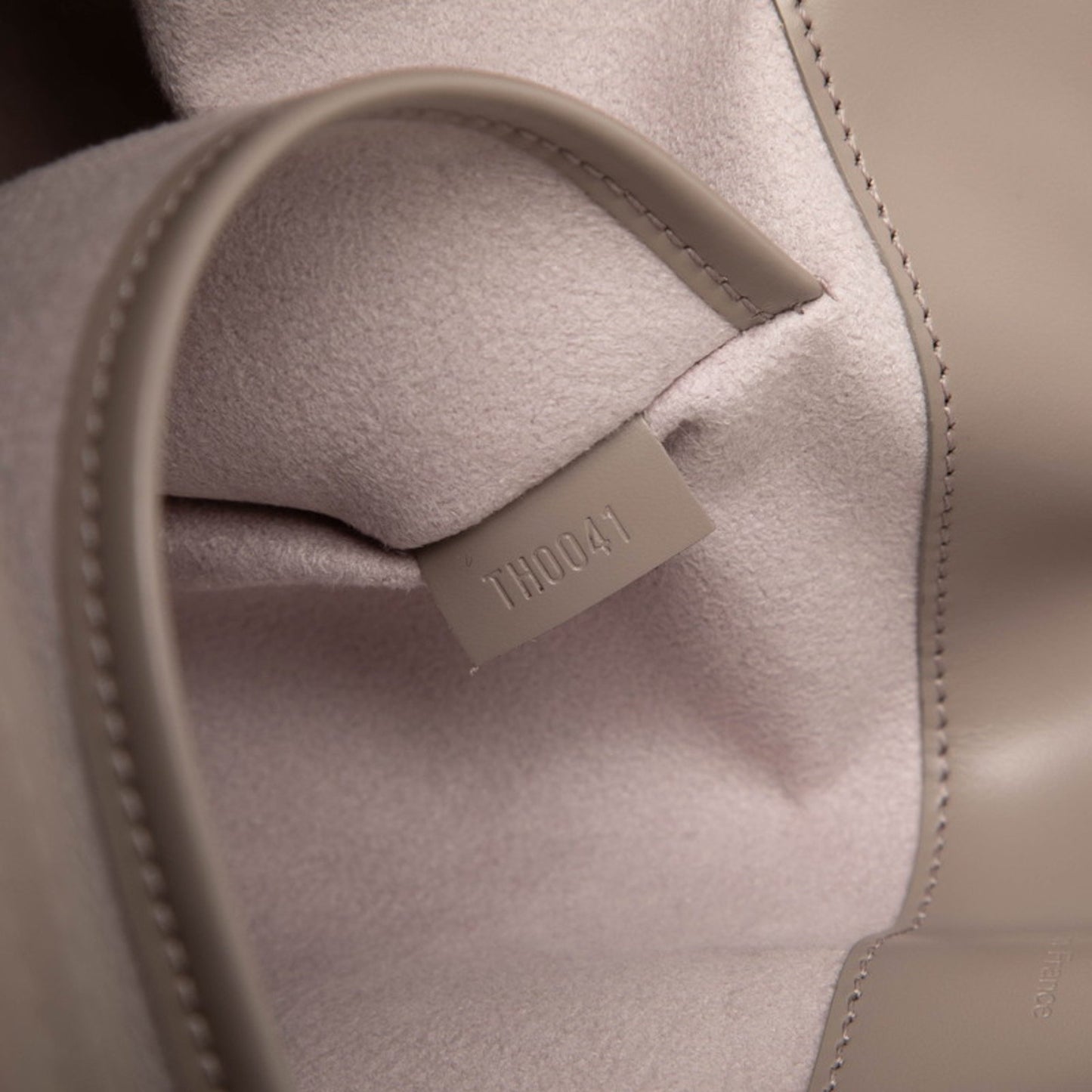 Louis Vuitton Epi Revry One-Shoulder Bag M5216B Lilac Purple Leather