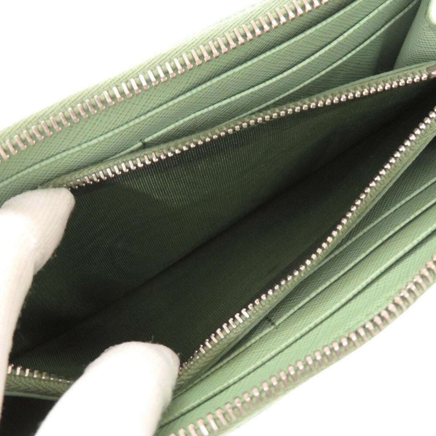 Like New Prada Saffiano Green L-Shaped Long Wallet 0372Prada