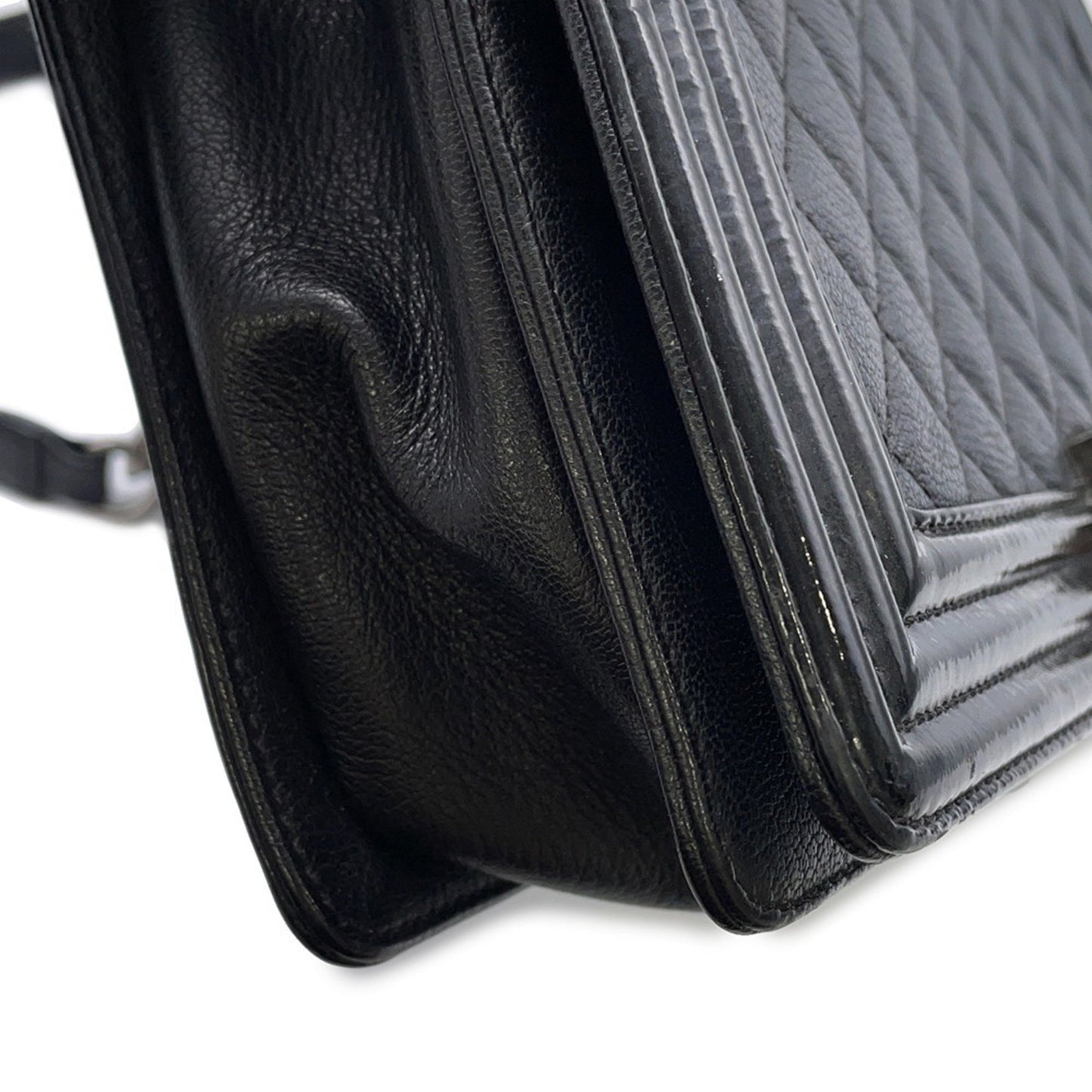 Chanel Chain Shoulder Bag Boy Large Matelasse Coco Mark Lambskin Patent Leather A92193 Chanel Black