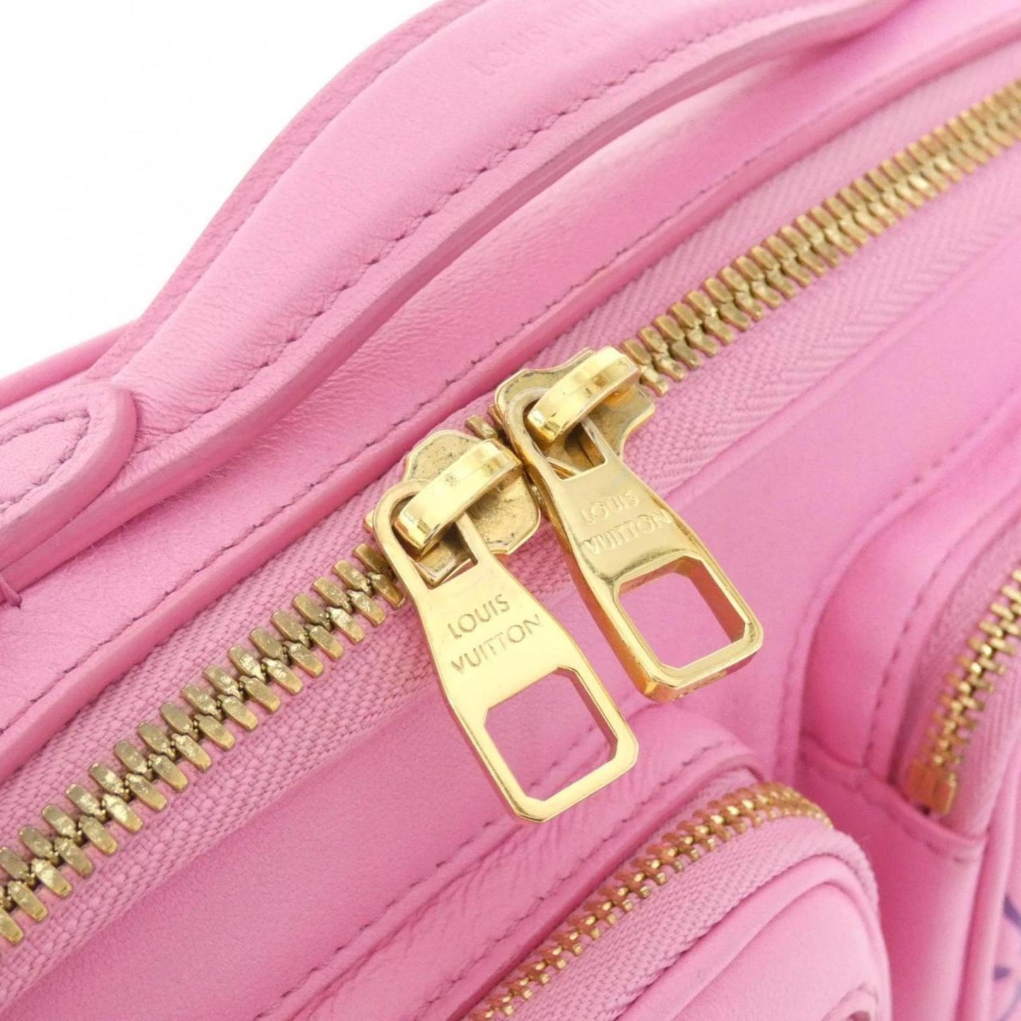 Louis Vuitton Utility Crossbody M59244 Shoulder Bag