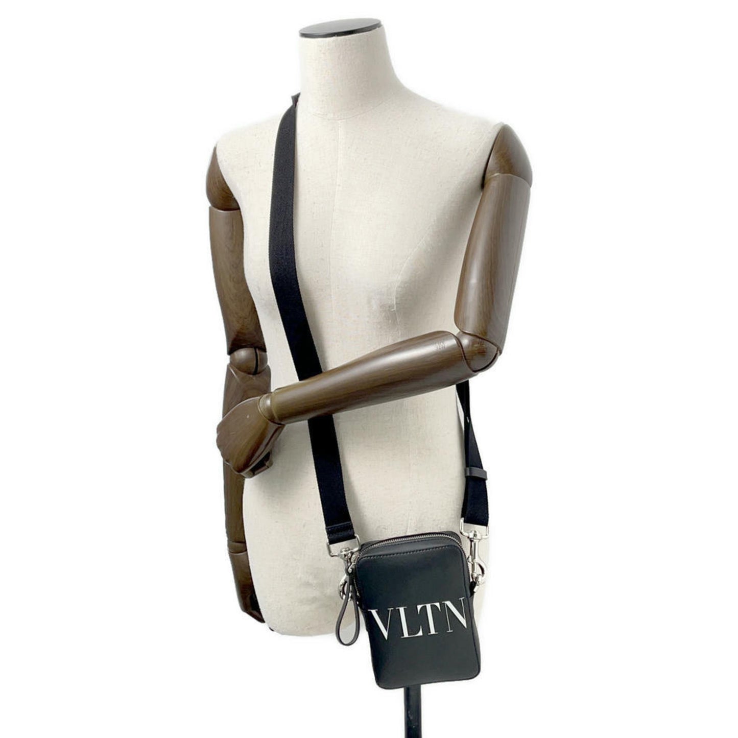 Valentino Garavani Shoulder Bag Vltn Small Leather 4Y2B0943Wjw Valentino Black
