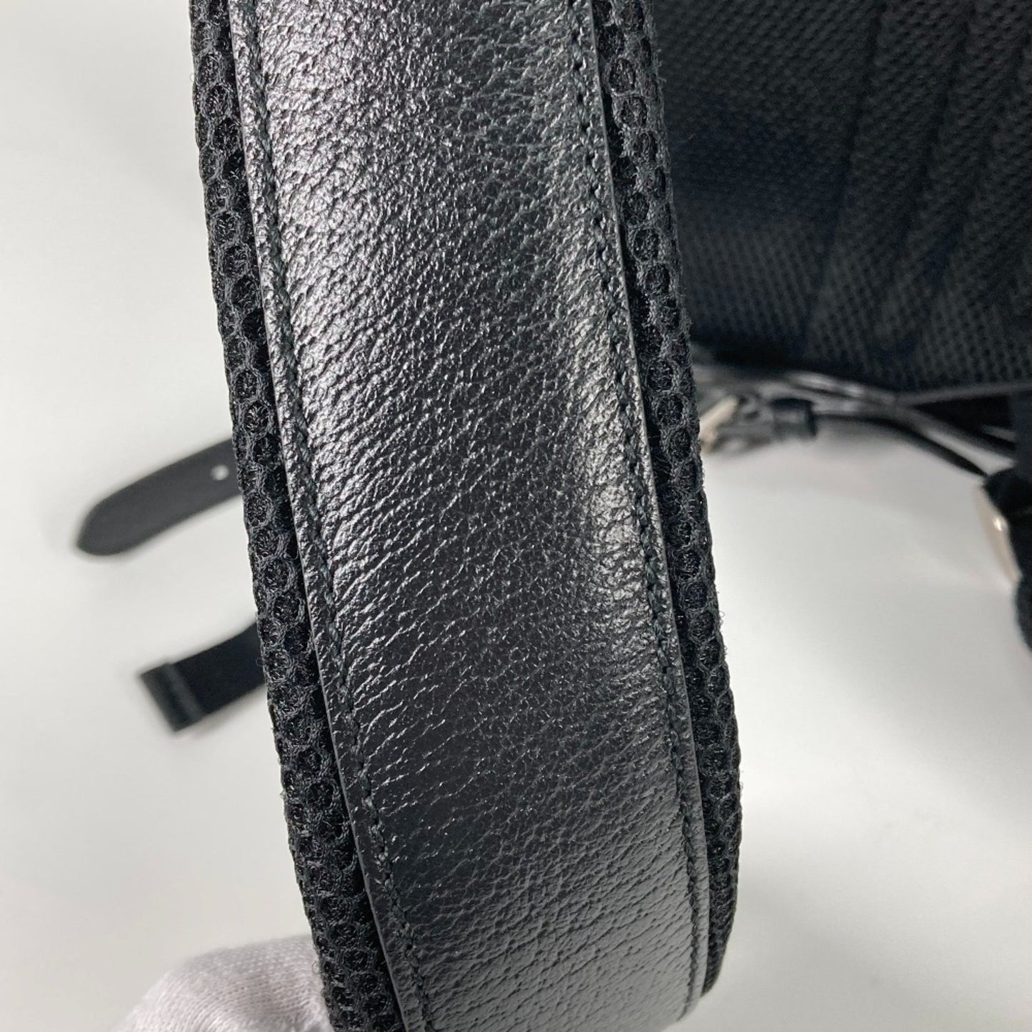 Gucci 696013 Interlocking G Medium Tiger Backpack In Gg Supreme Canvas