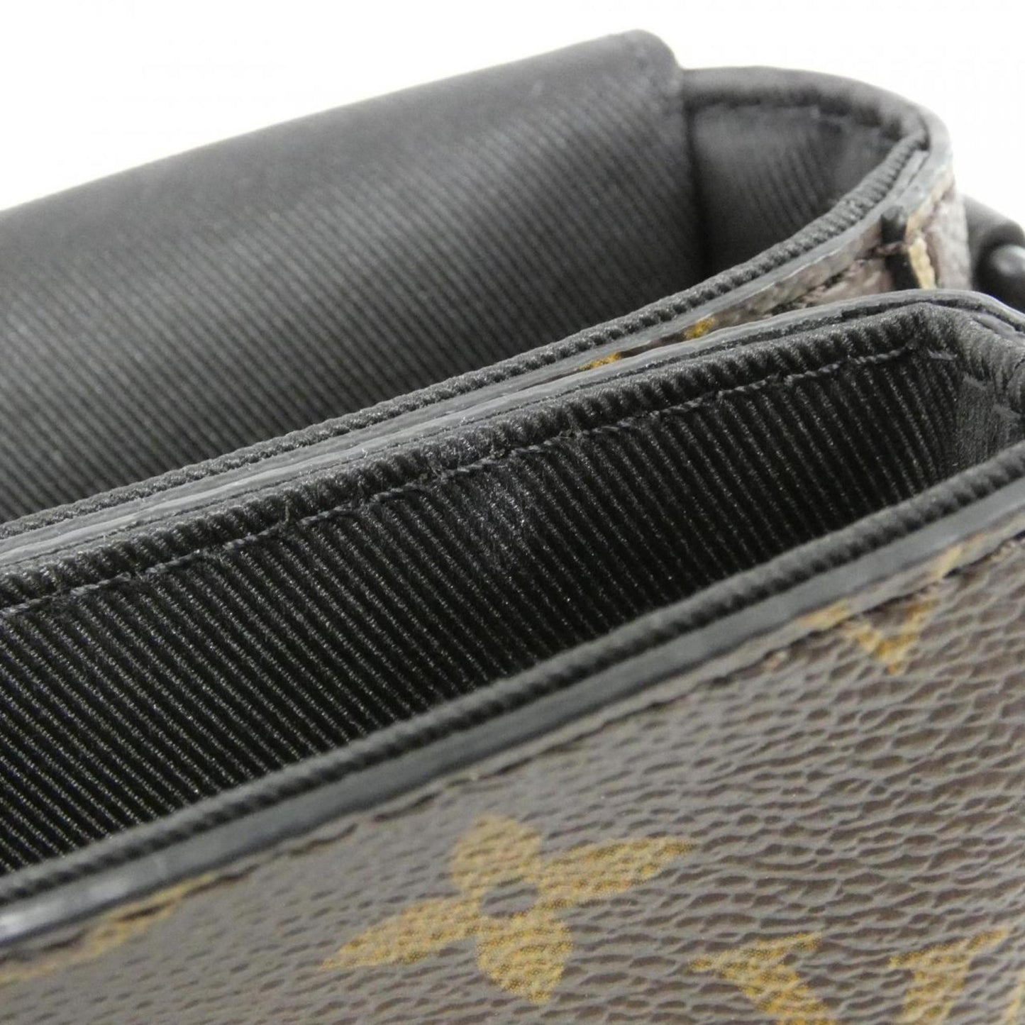Louis Vuitton Monogram Macassar S-Lock Vertical Wearable Wallet M81522 Shoulder Bag