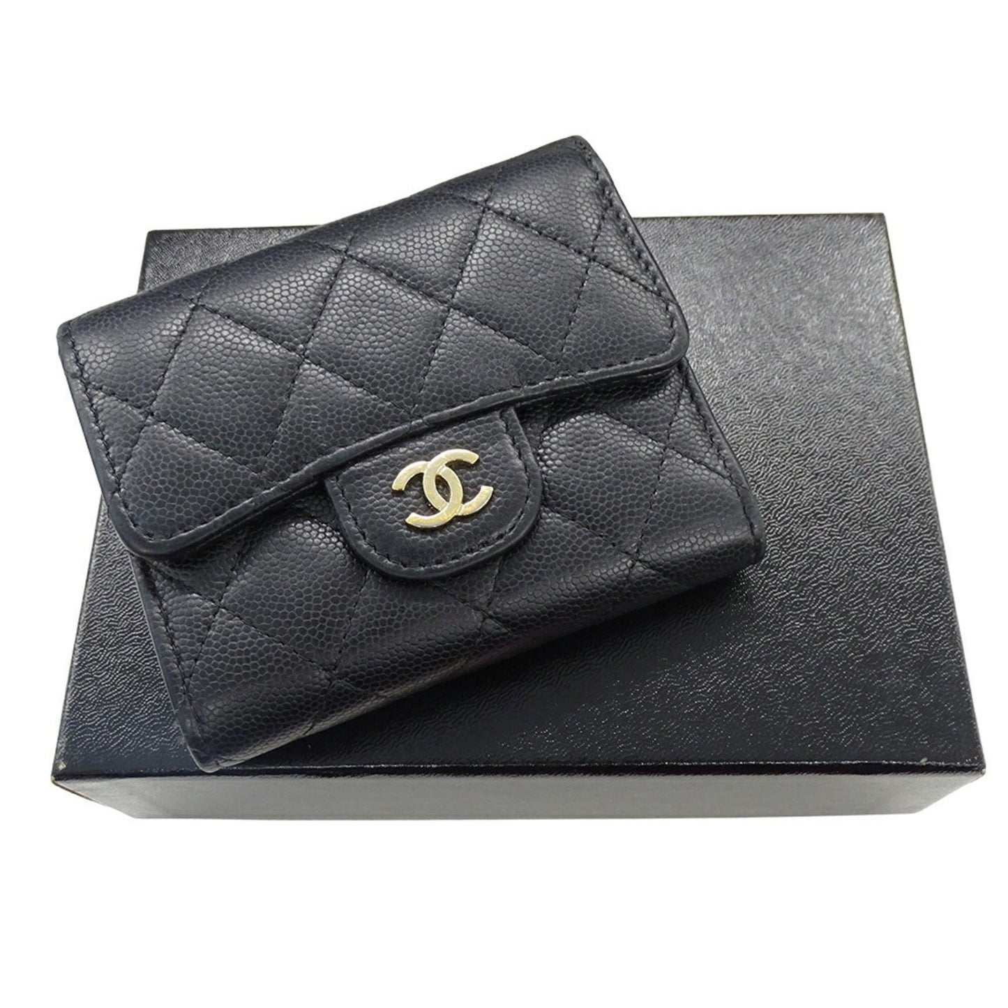 Chanel Women'S Tri-Fold Wallet In Caviar Leather