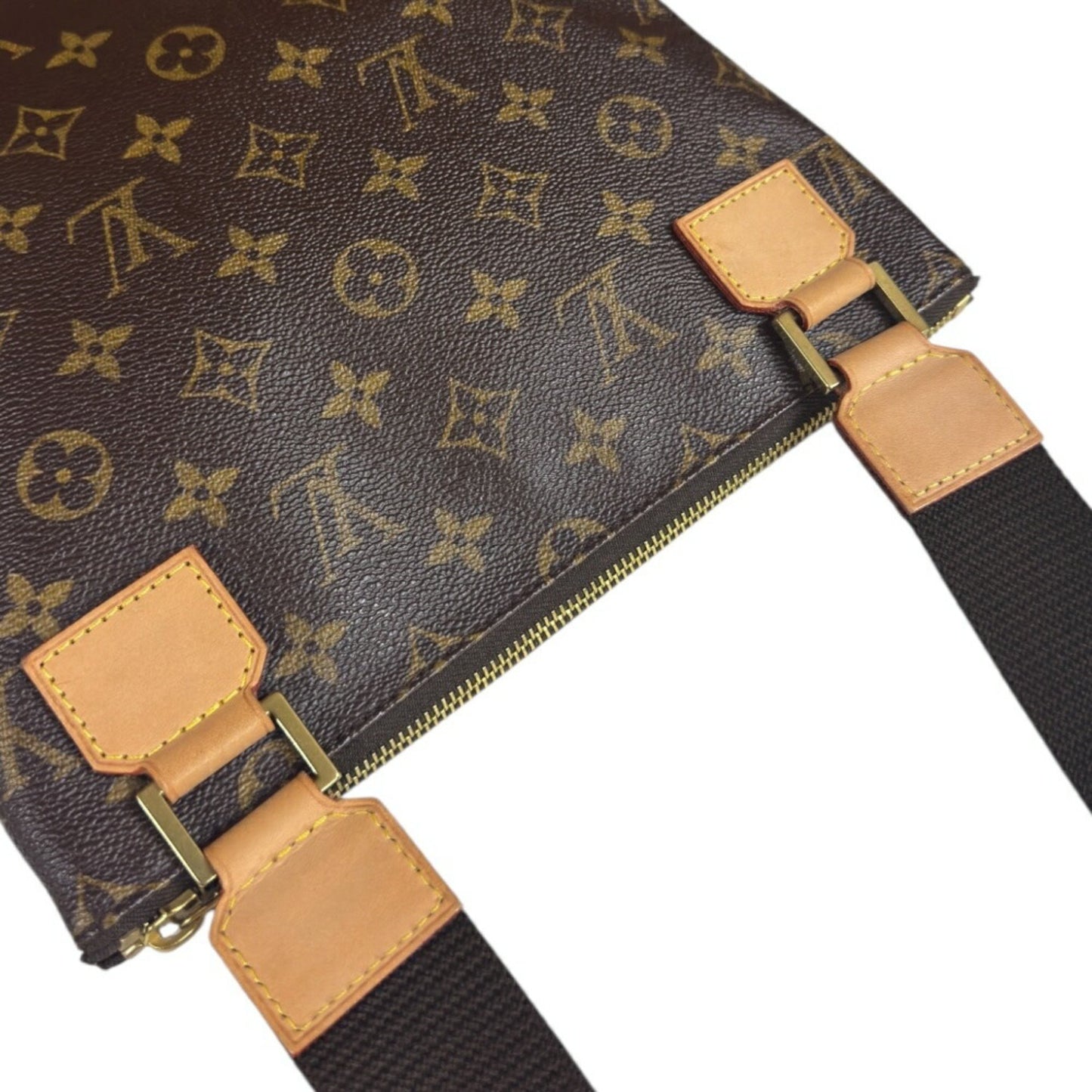Louis Vuitton Pochette Bosphore Monogram Shoulder Bag In Canvas