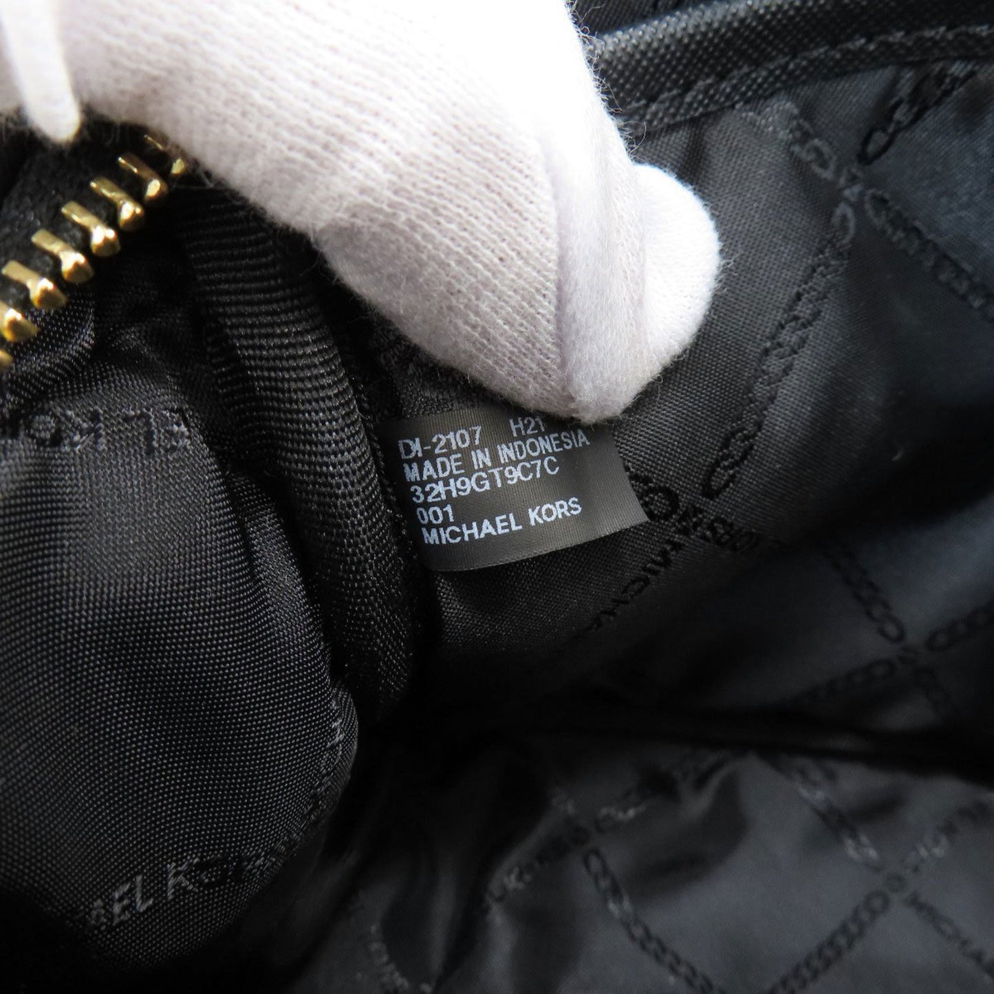 Michael Kors Shoulder Bag Nylon Material