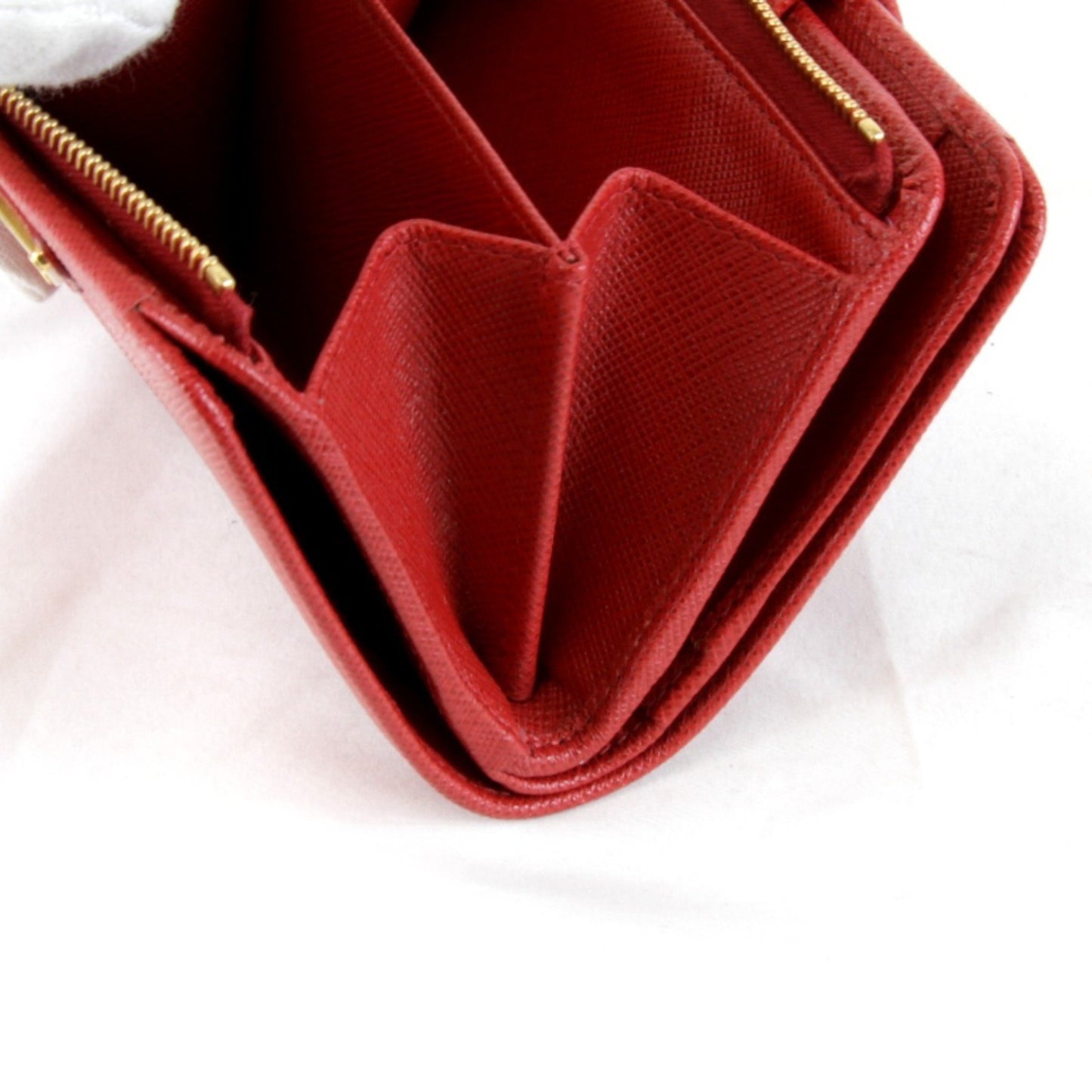 Prada Saffiano Iml018 Bi-Fold Wallet Leather Red