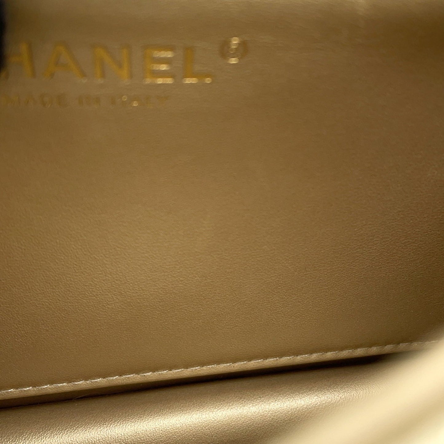 Chanel Chain Shoulder Bag Matelasse Coco Mark Leather Clear Pearl As0585 Chanel