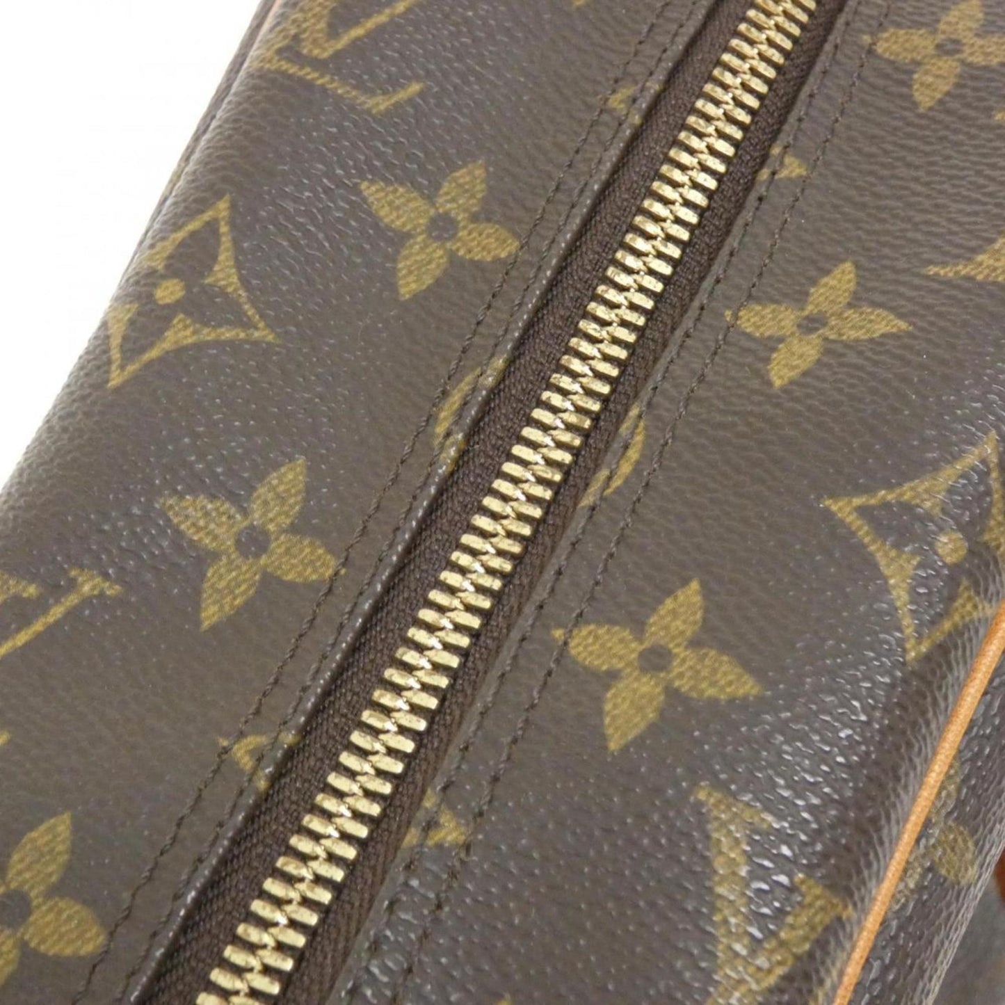 Louis Vuitton Monogram Cite Mm M51182 Shoulder Bag