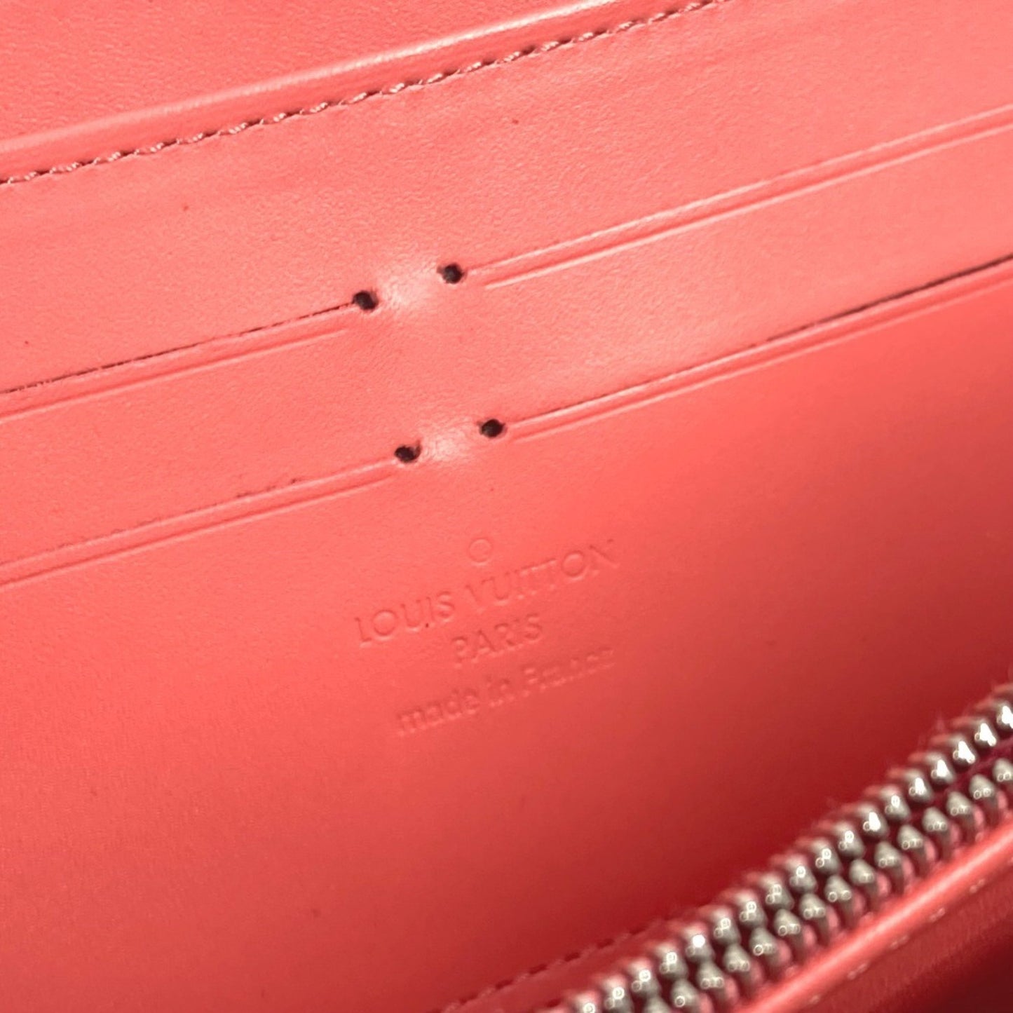 Louis Vuitton M58036 Monogram Vernis Rayure Zippy Wallet Long Round Zipper