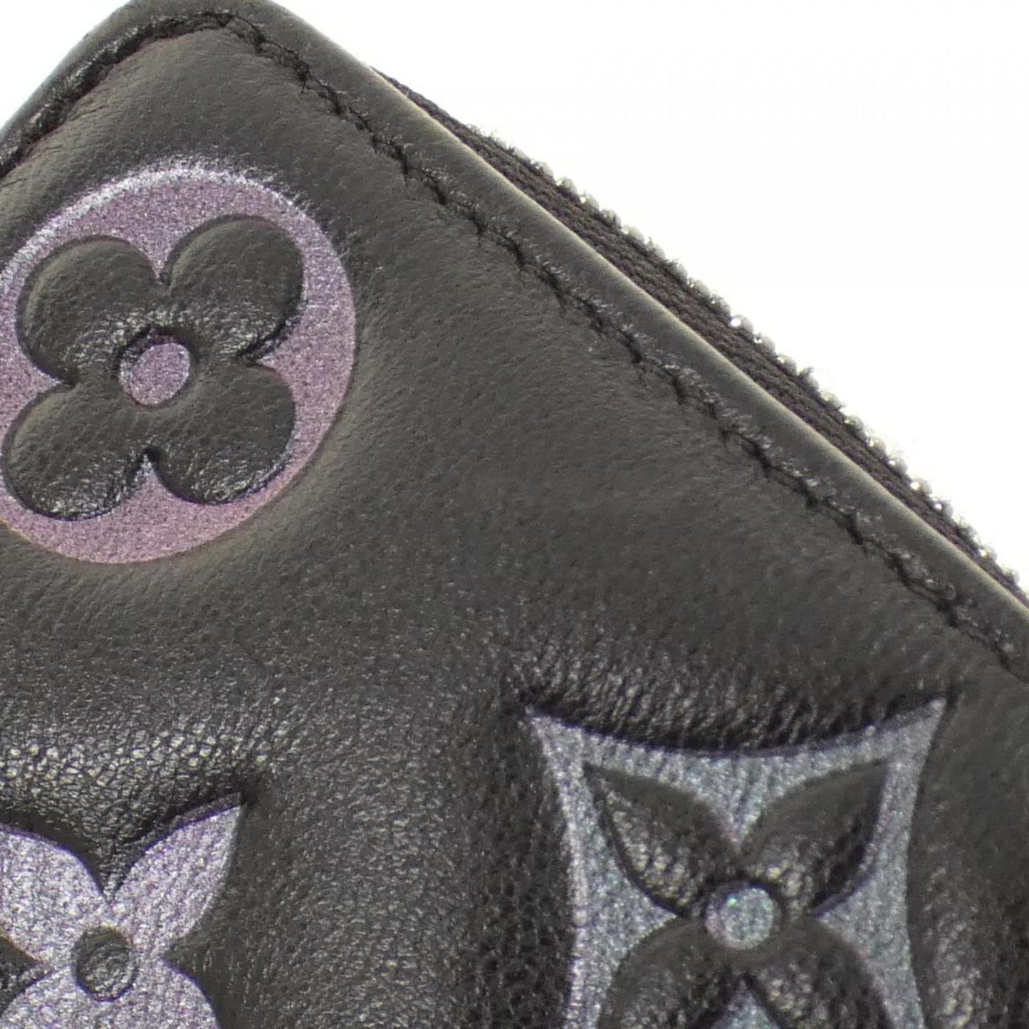 Louis Vuitton Coussin Portefeuille Lou M82767 Wallet