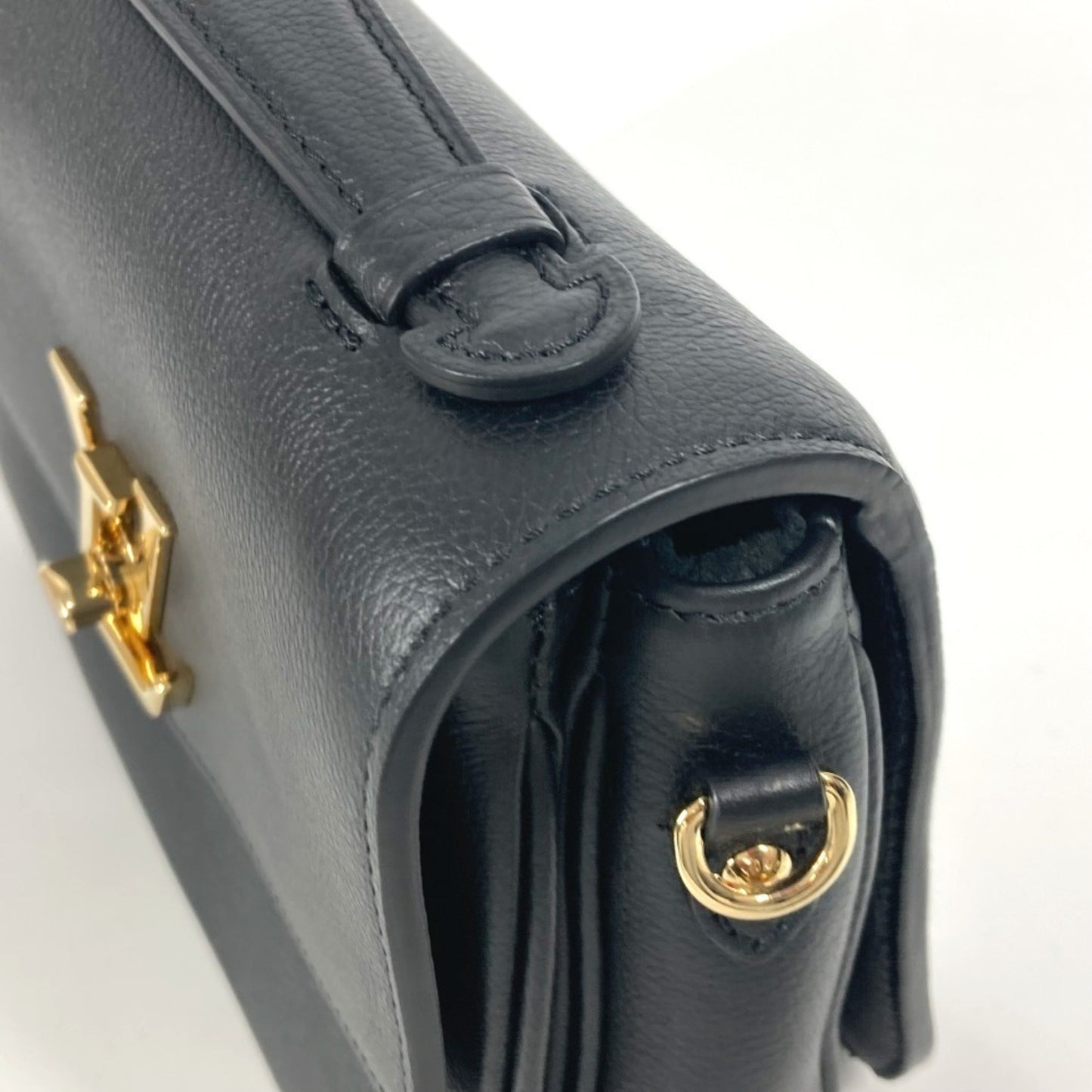 Louis Vuitton M22735 Oxford Bag