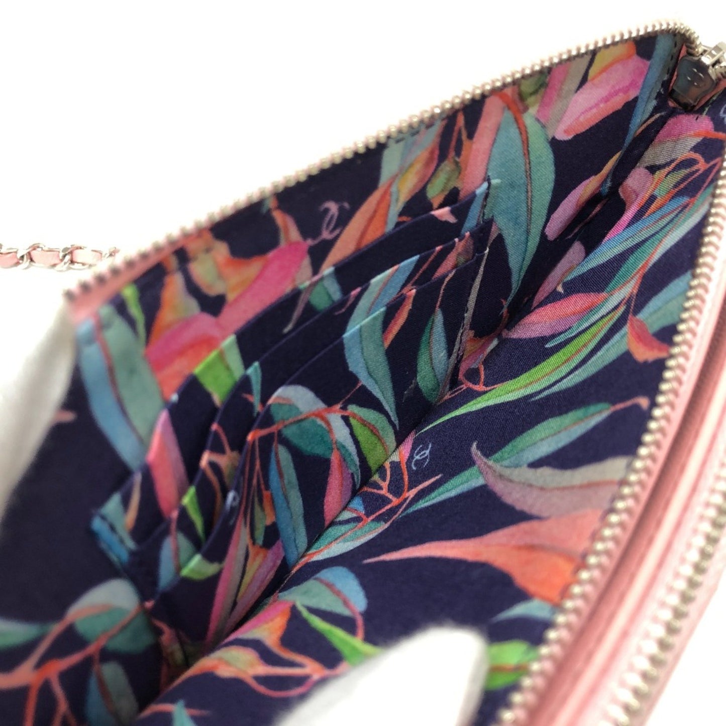 Chanel A82527 Cc Mark Chain Wallet Long Wallet Shoulder Bag Pink Lining Multicolore/Silverhardware